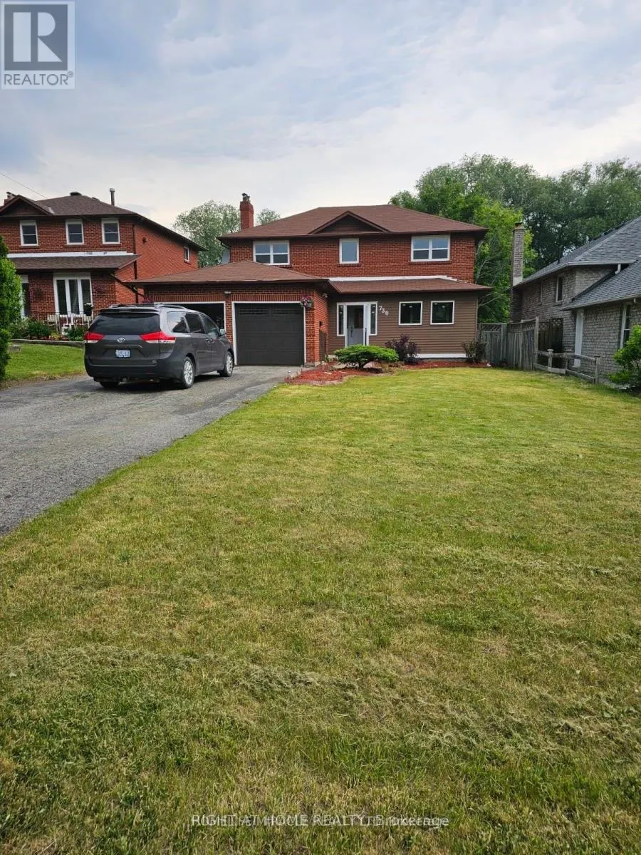 MAIN - 730 SHEPPARD AVENUE