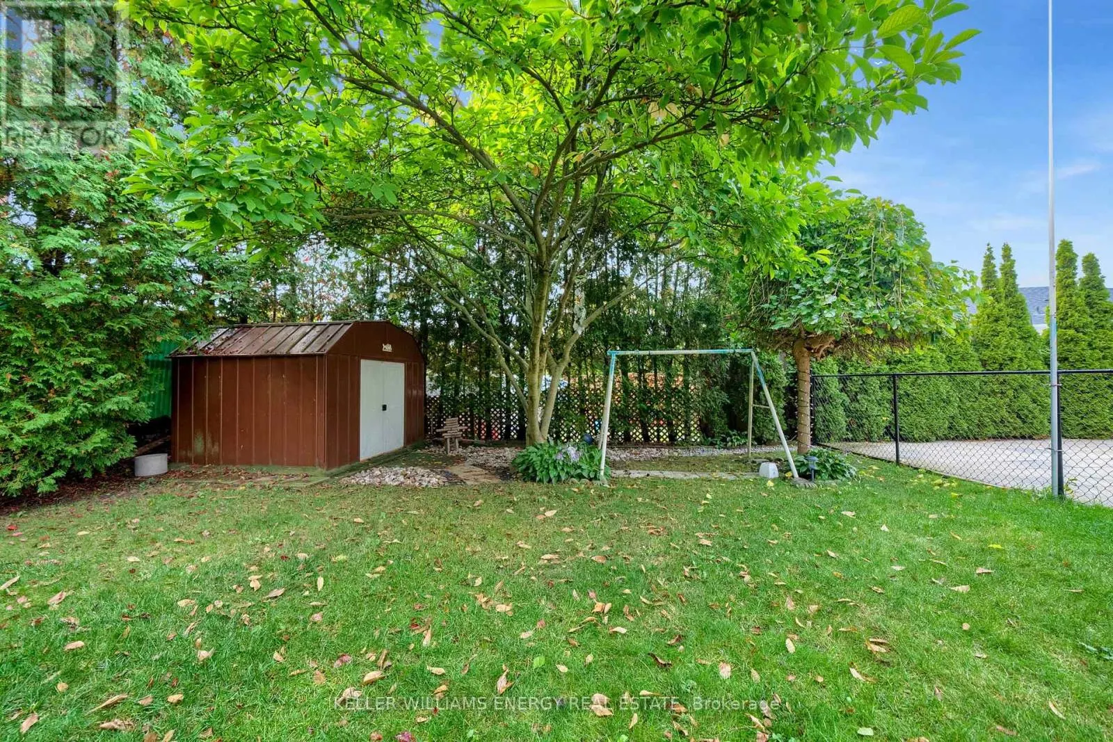 607 NEWMAN CRESCENT