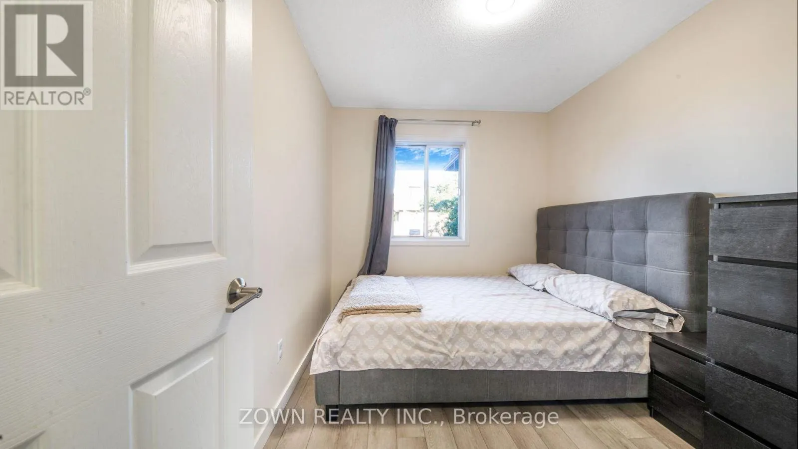 2 - 6 MASON ROAD
