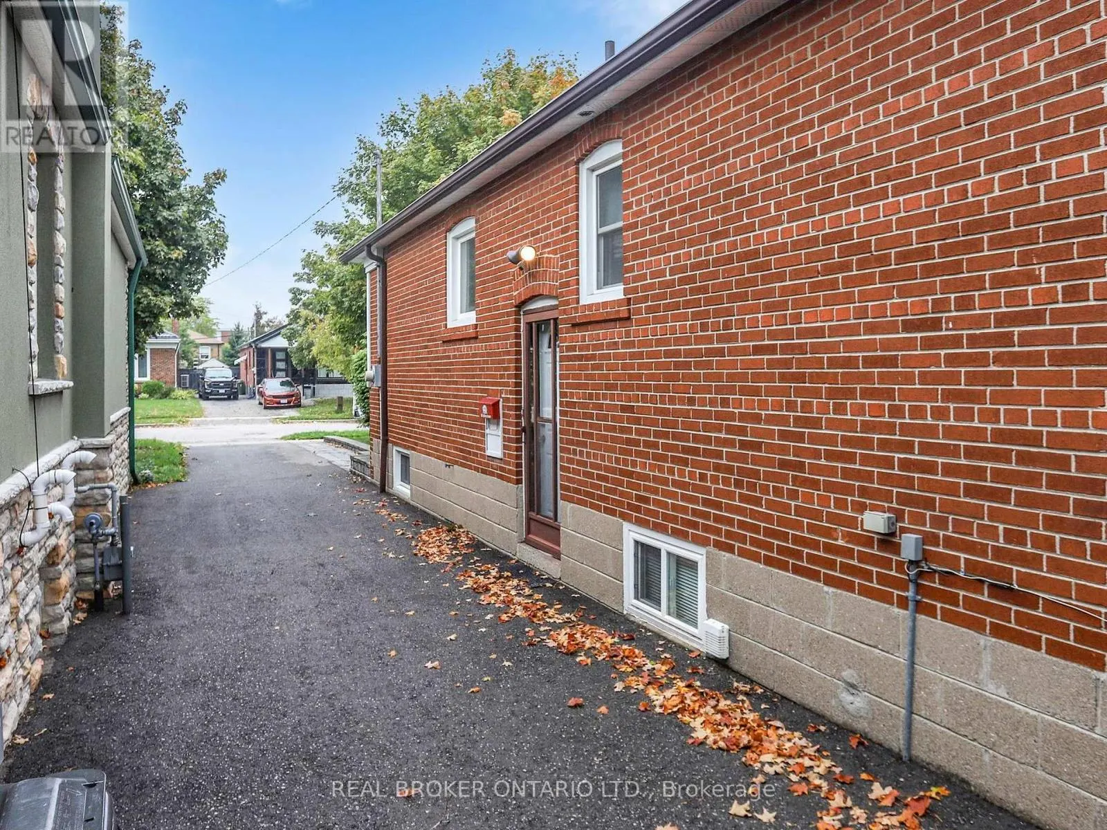 20 MULDREW AVENUE