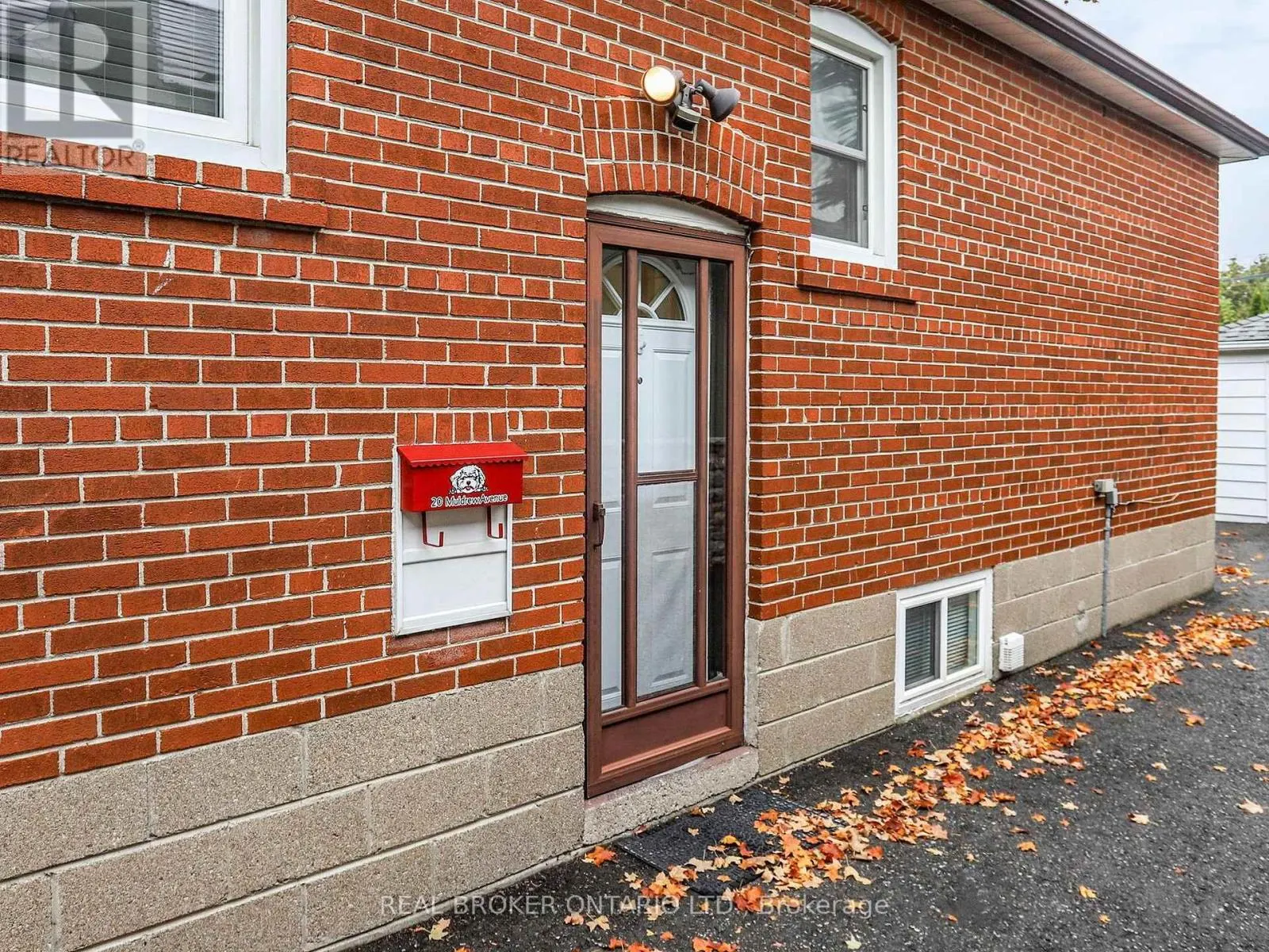 20 MULDREW AVENUE