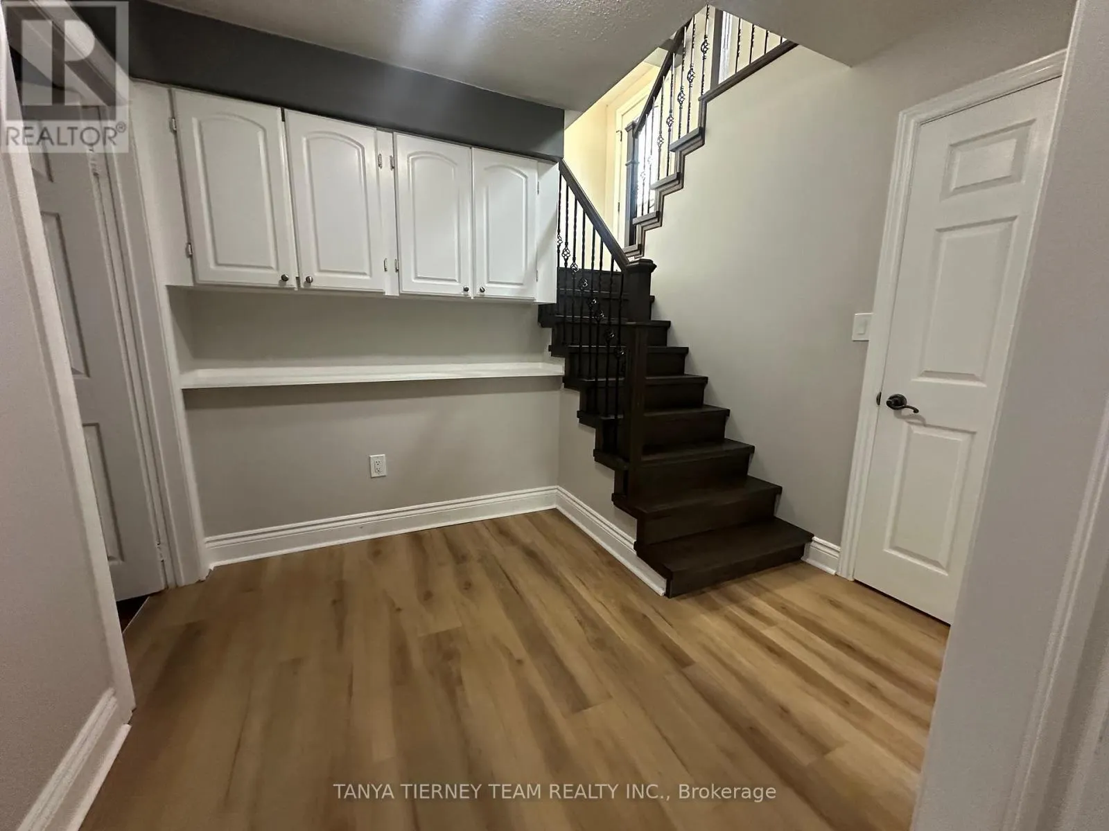 206B PALACE STREET