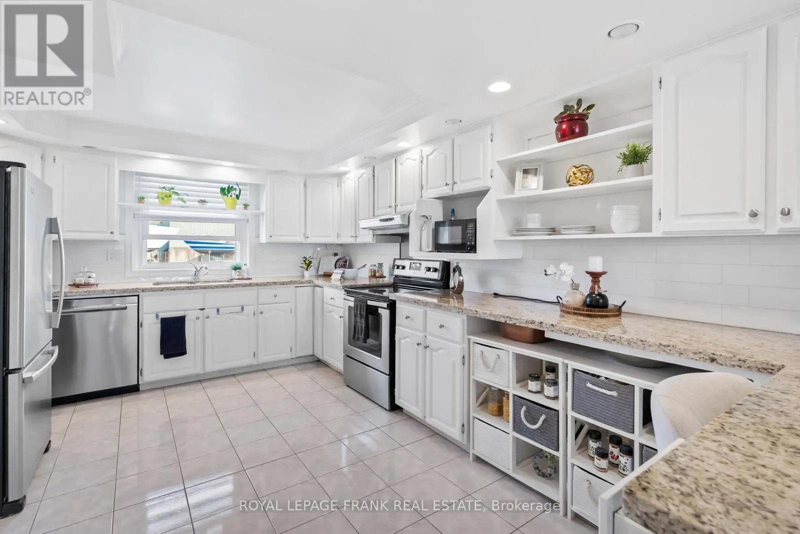 15 - 120 PORT DARLINGTON ROAD, #15