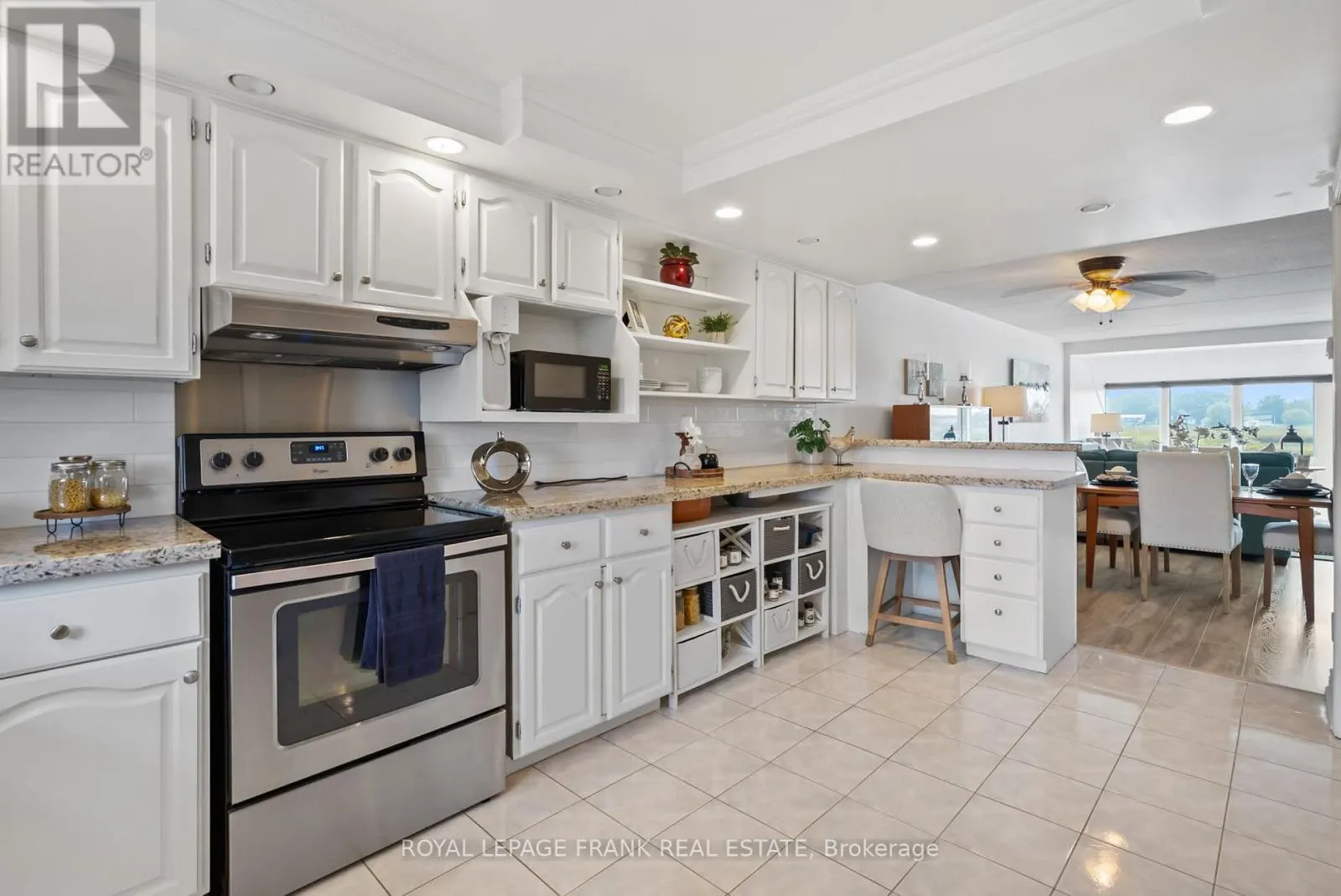 15 - 120 PORT DARLINGTON ROAD, #15