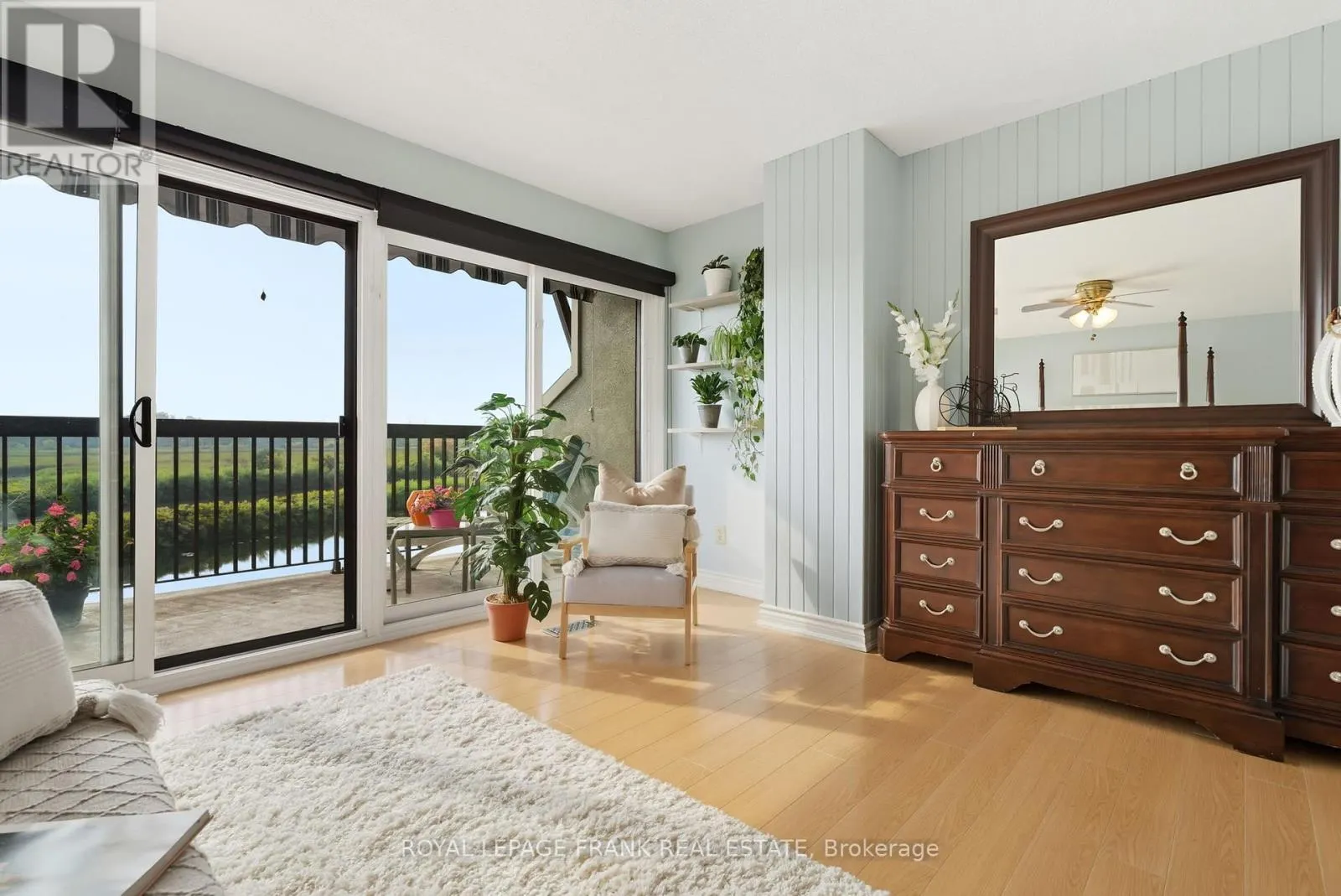 15 - 120 PORT DARLINGTON ROAD, #15