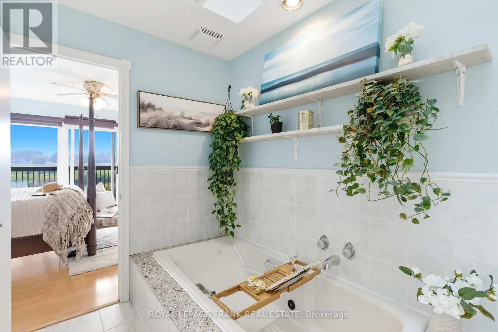 15 - 120 PORT DARLINGTON ROAD, #15
