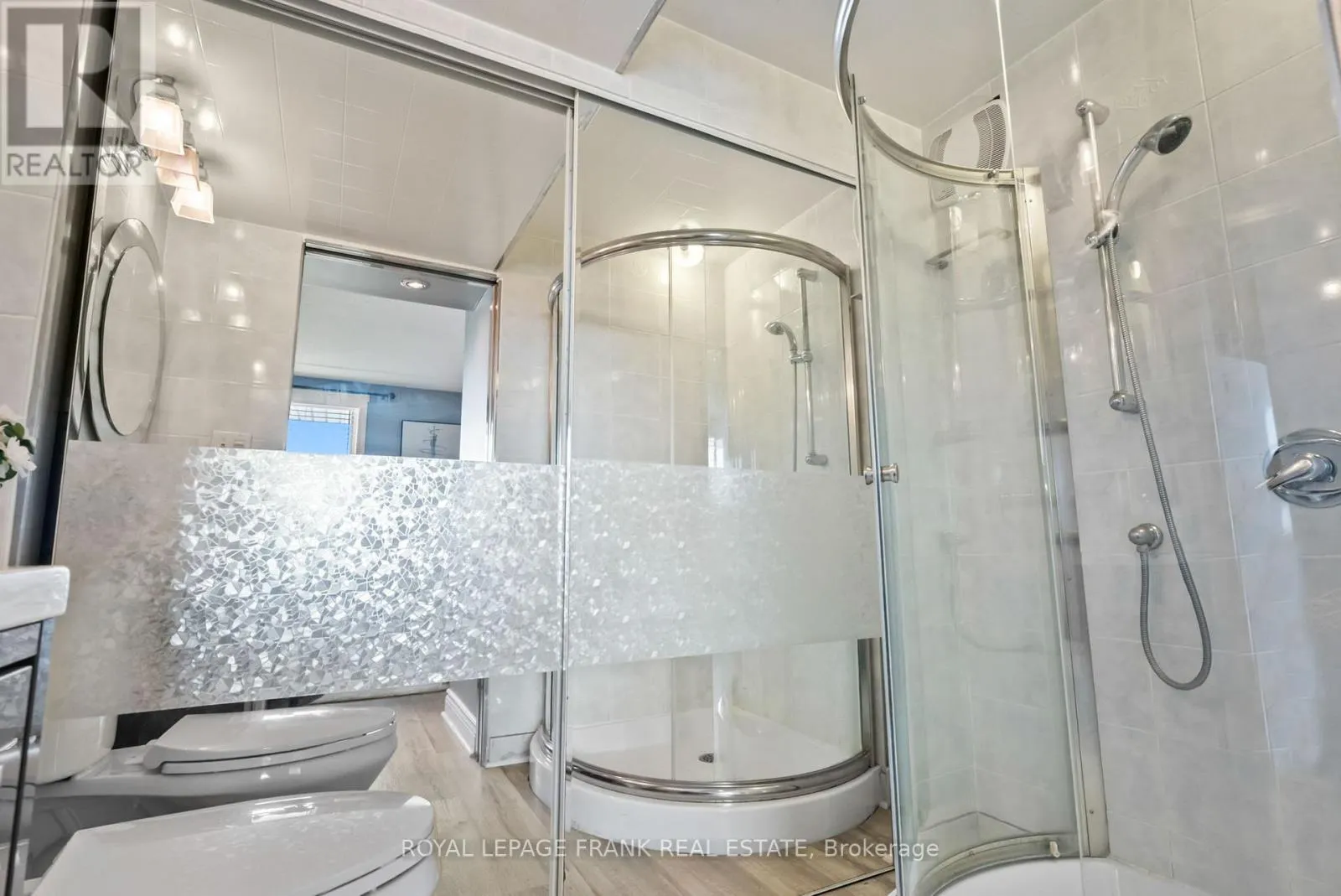 15 - 120 PORT DARLINGTON ROAD, #15