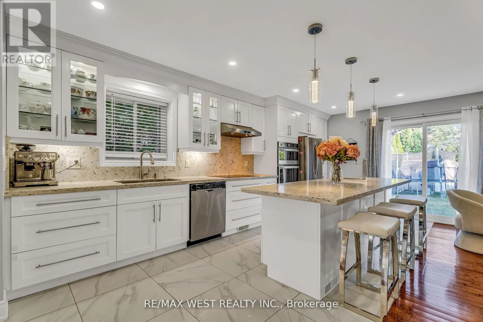 116 FAWCETT TRAIL