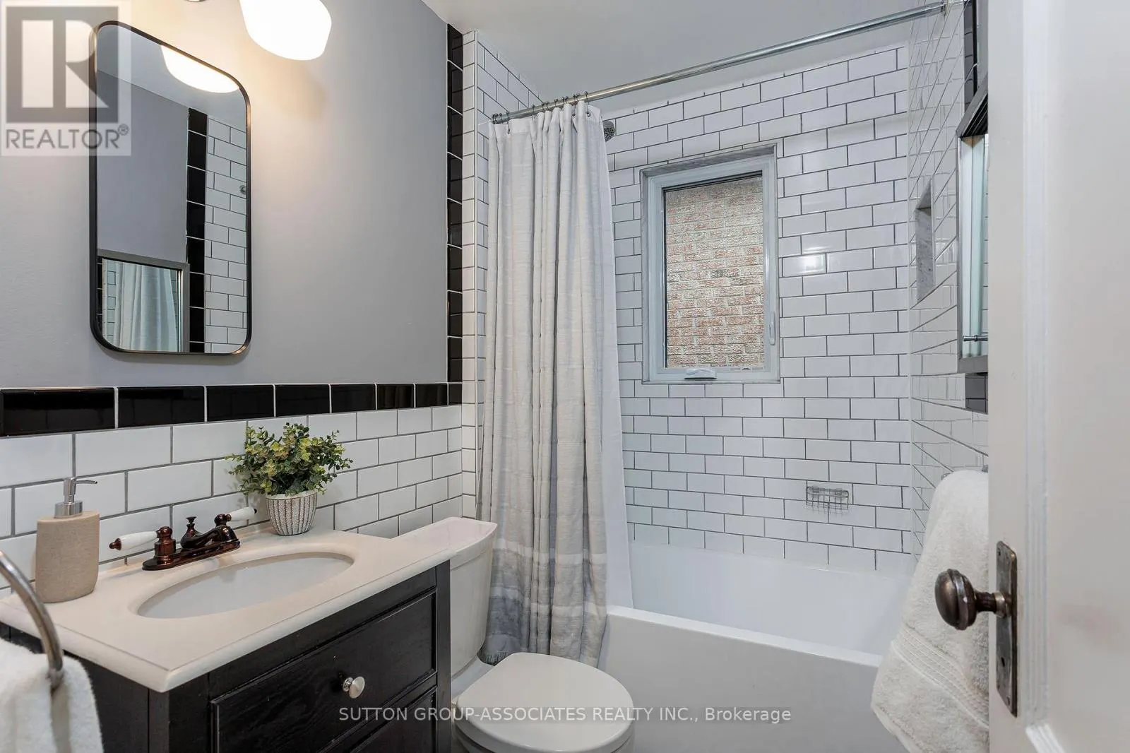 131 BOOTH AVENUE