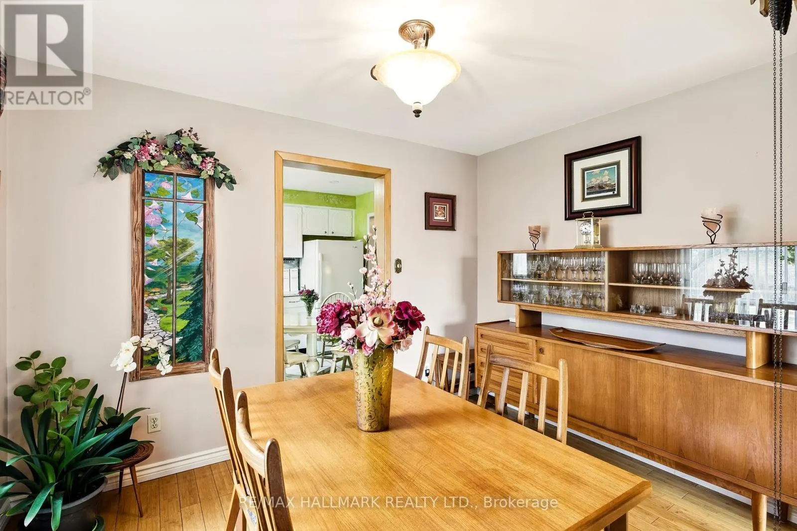 69 WHITE HEATHER BOULEVARD