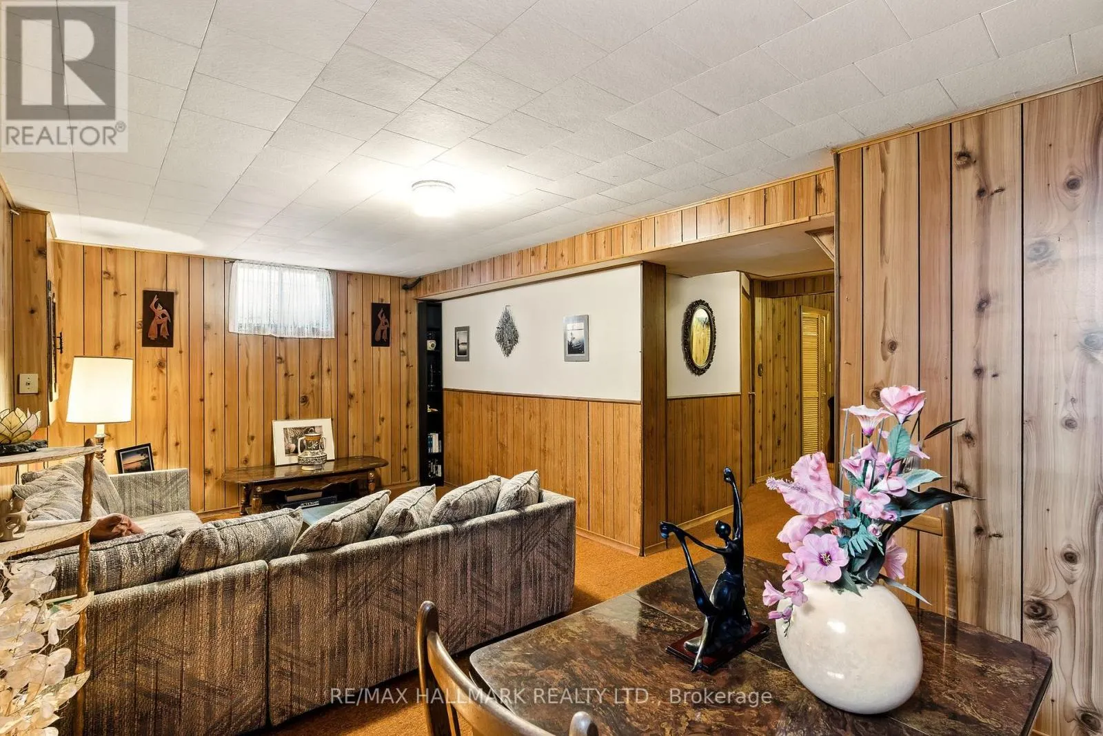 69 WHITE HEATHER BOULEVARD