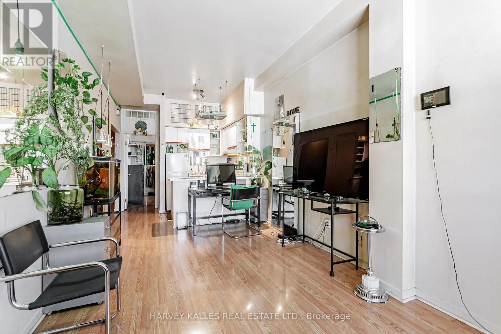 343 GREENWOOD AVENUE