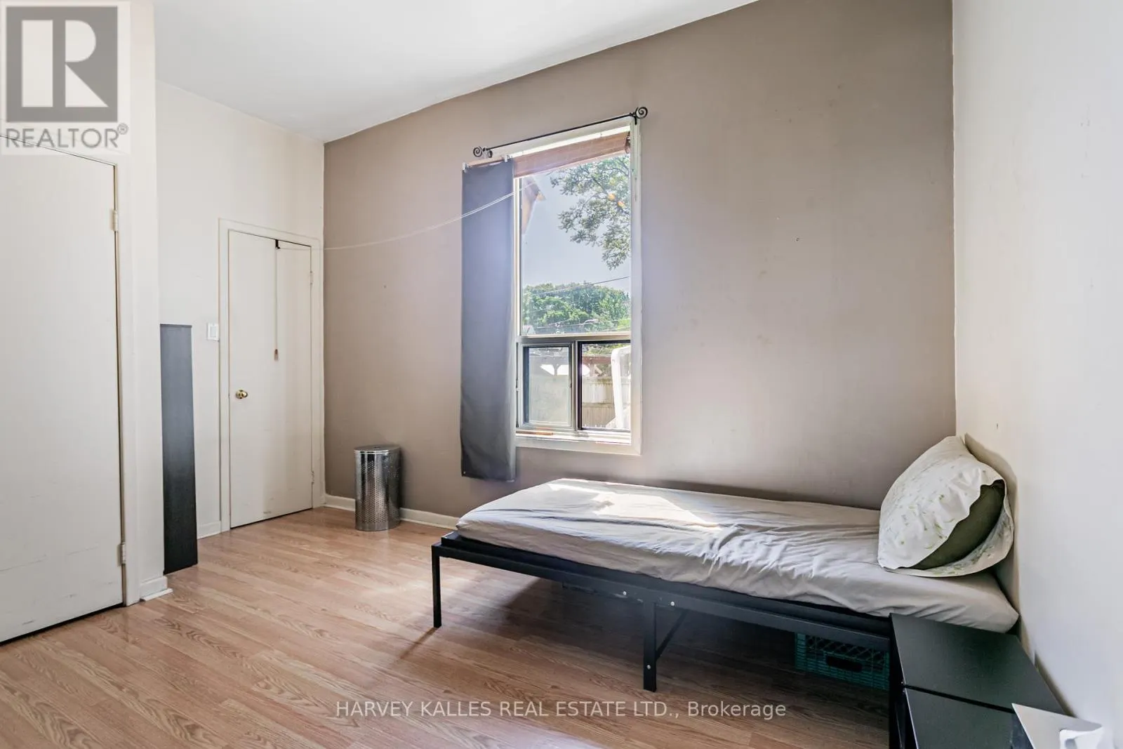 343 GREENWOOD AVENUE