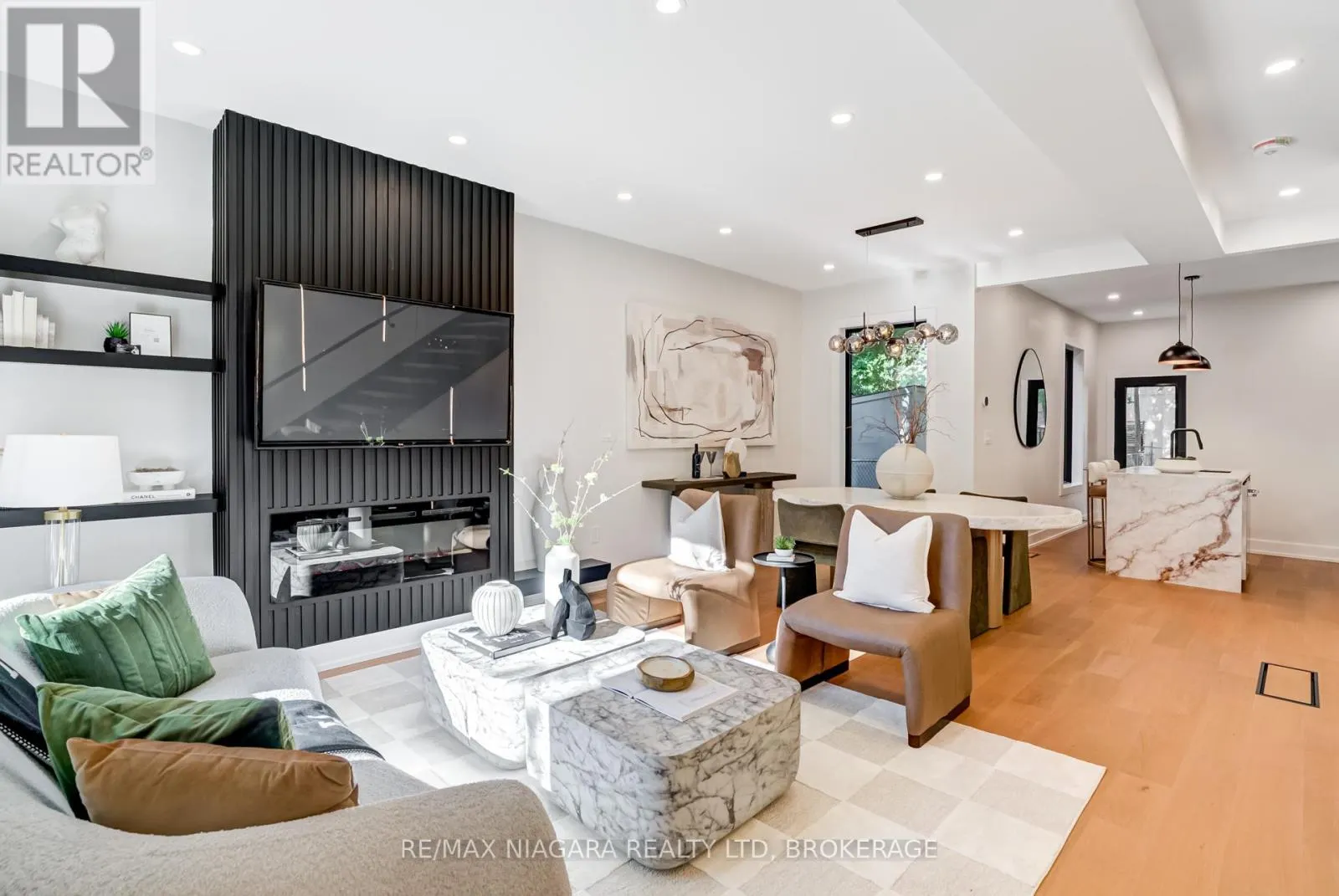 95 KIMBERLEY AVENUE