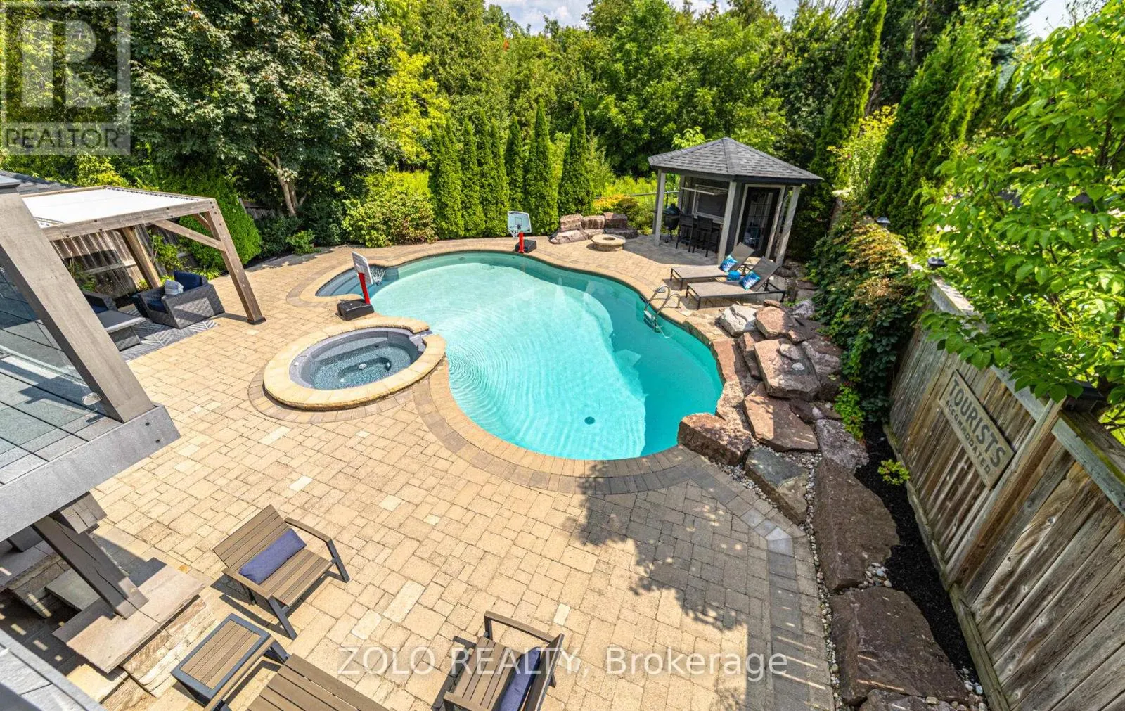 3 COVINGTON DRIVE