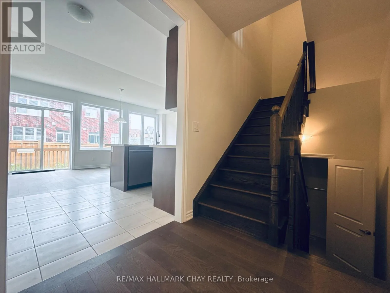 17 SUTCLIFFE DRIVE