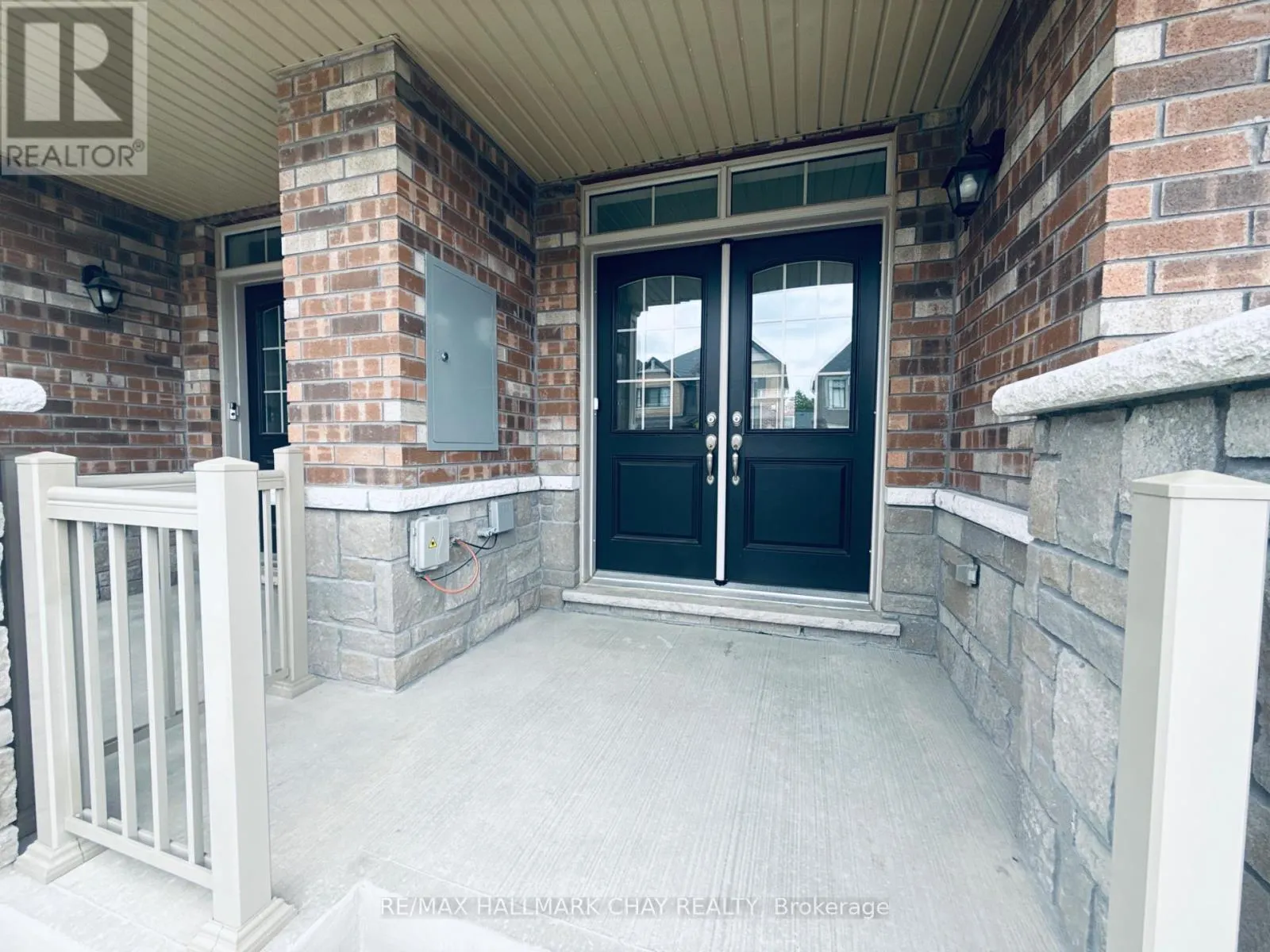 17 SUTCLIFFE DRIVE