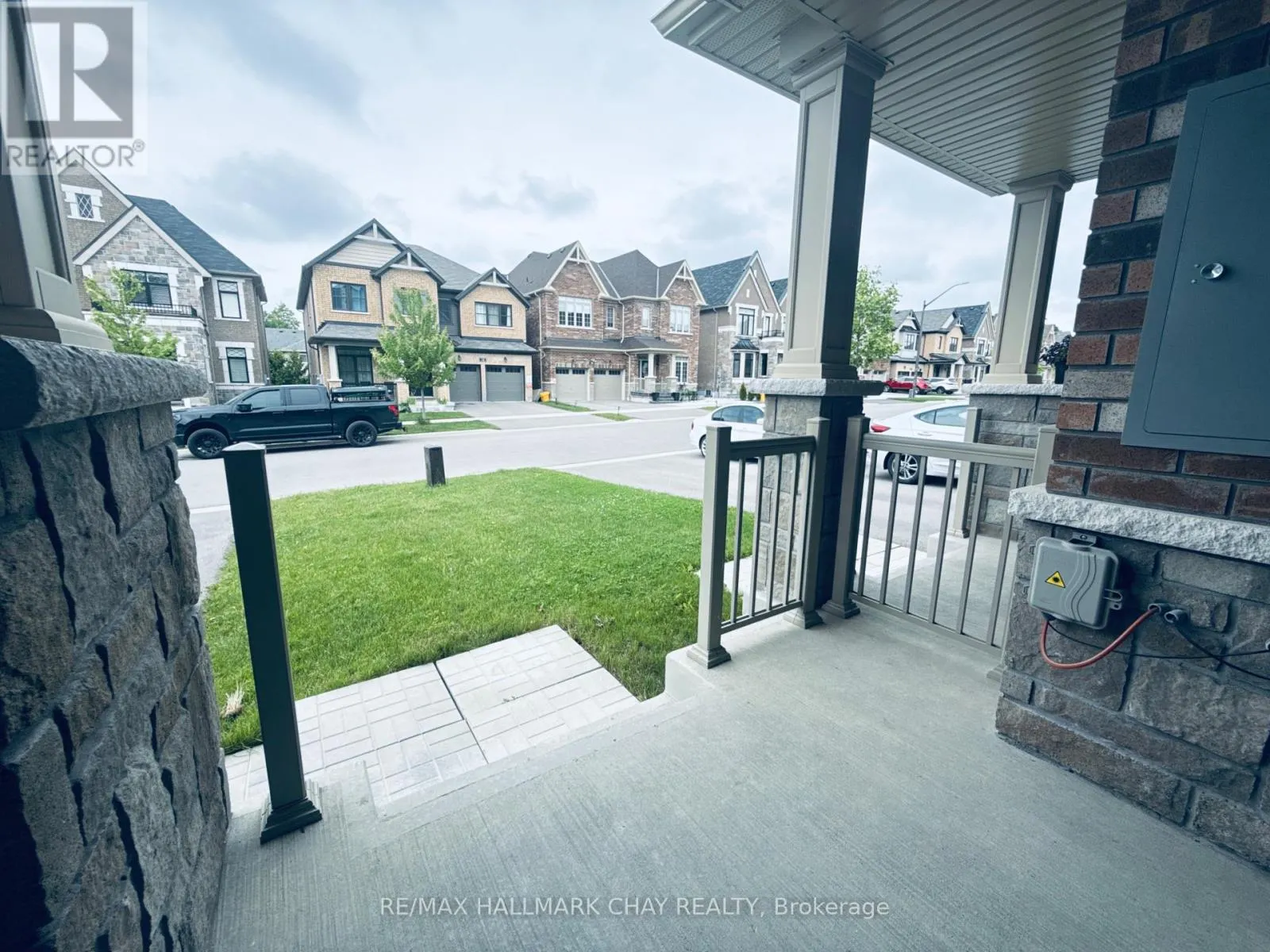 17 SUTCLIFFE DRIVE