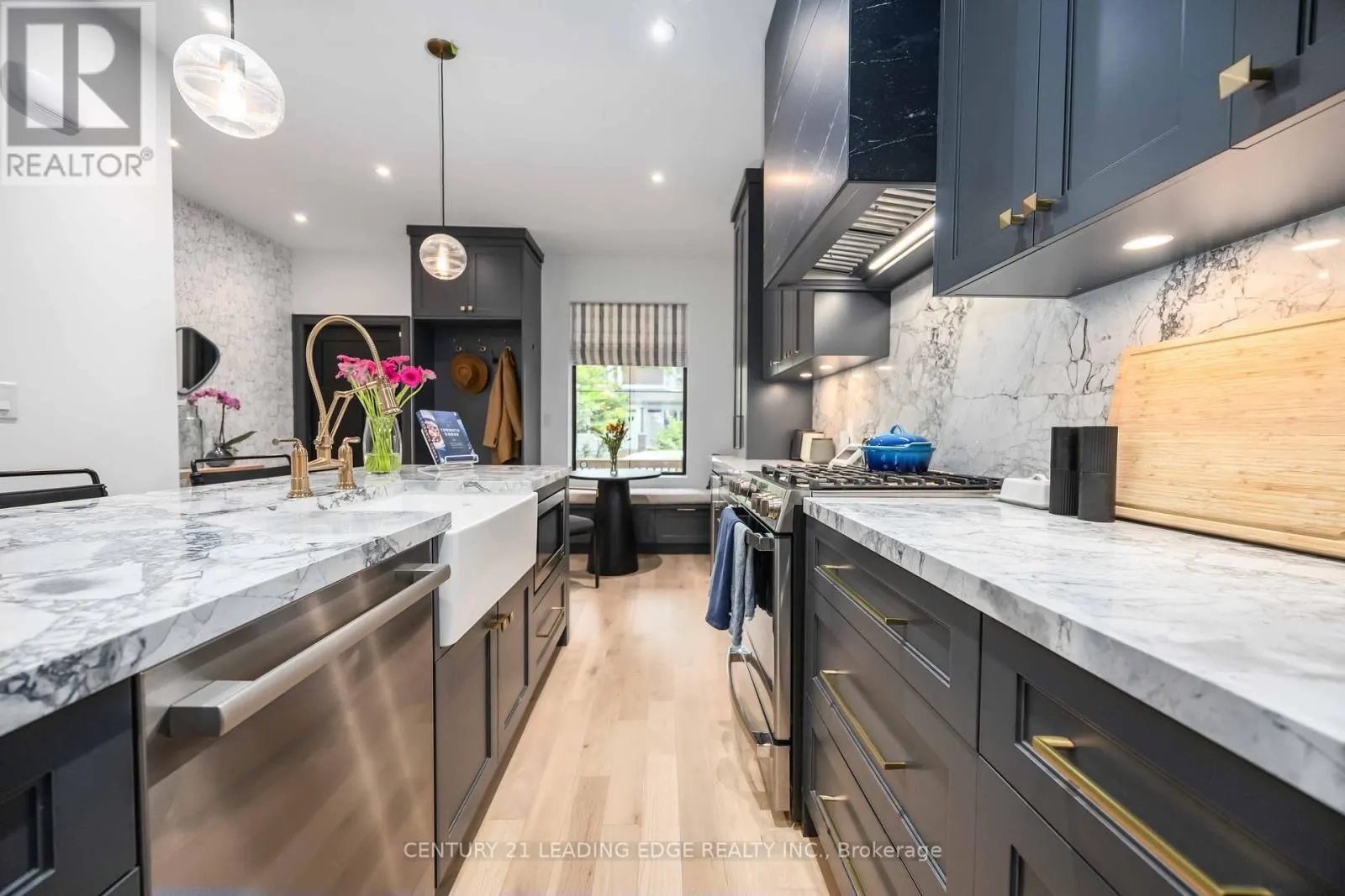 37 BERTMOUNT AVENUE