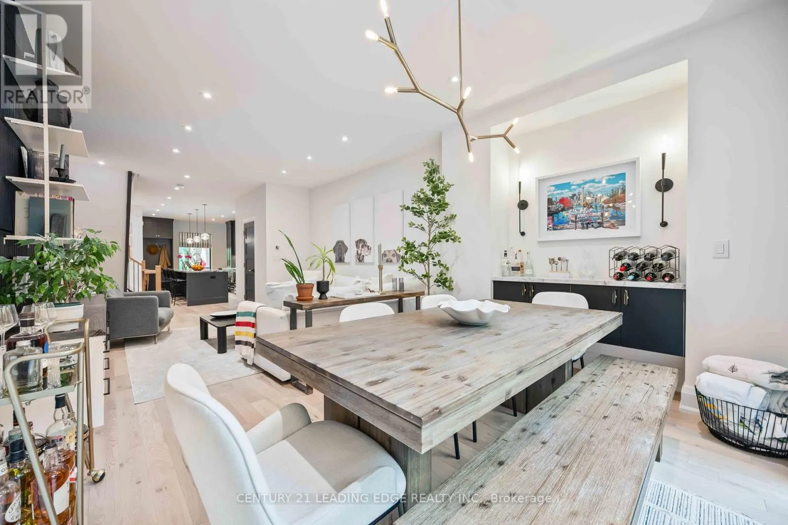 37 BERTMOUNT AVENUE