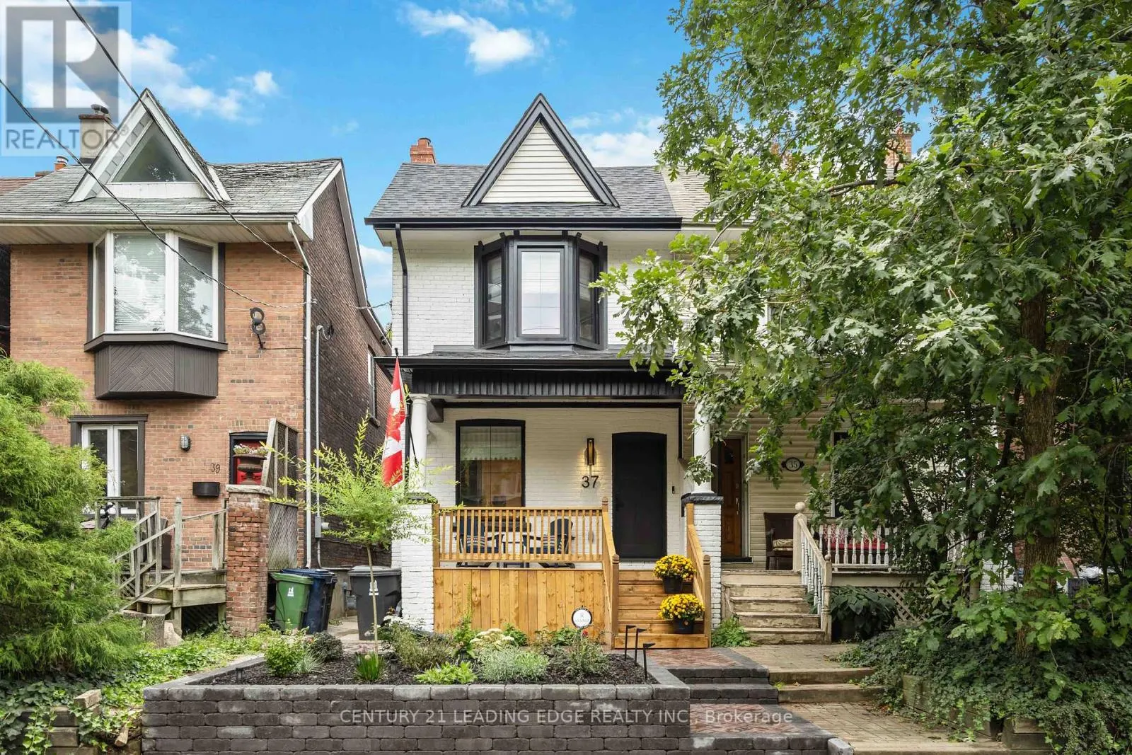 37 BERTMOUNT AVENUE