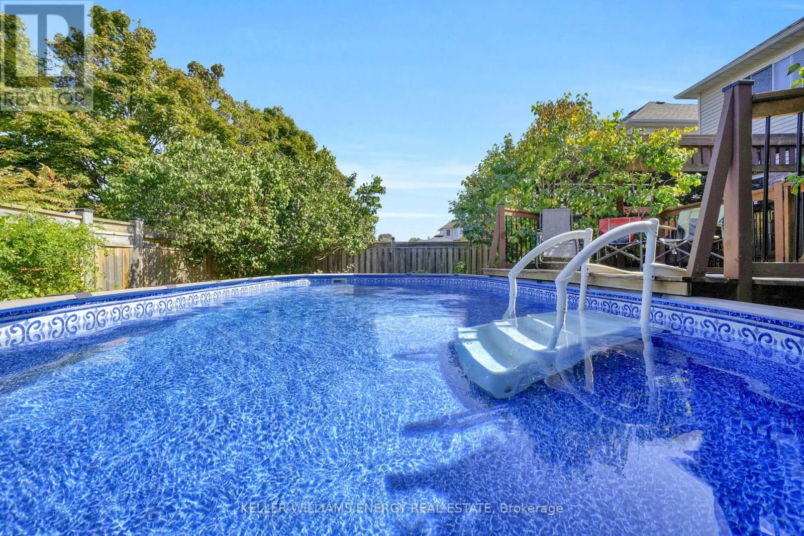 44 RUTHERFORD DRIVE