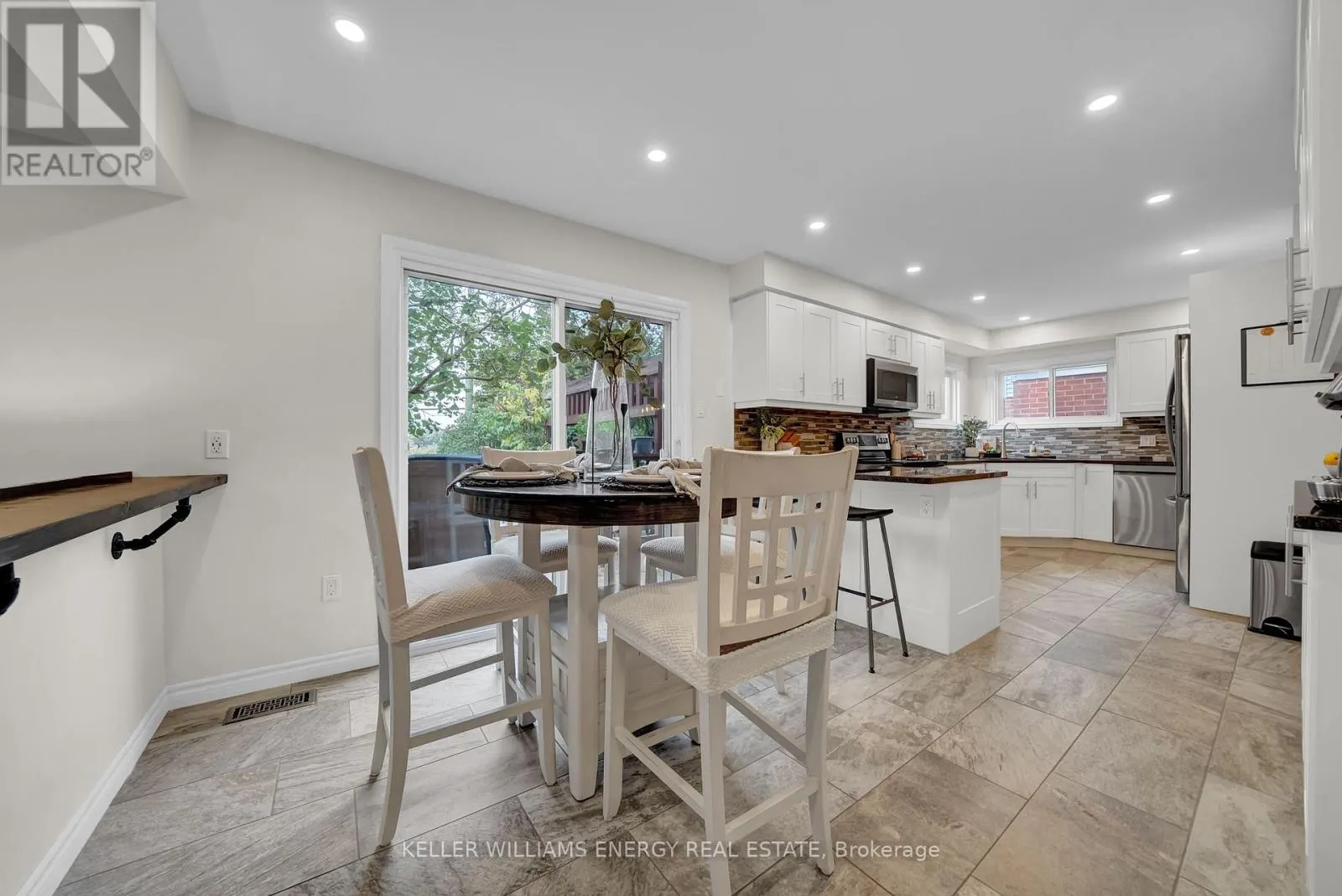 44 RUTHERFORD DRIVE