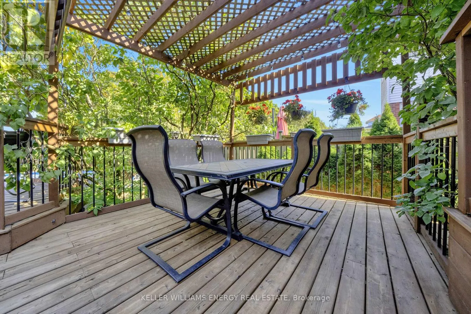44 RUTHERFORD DRIVE