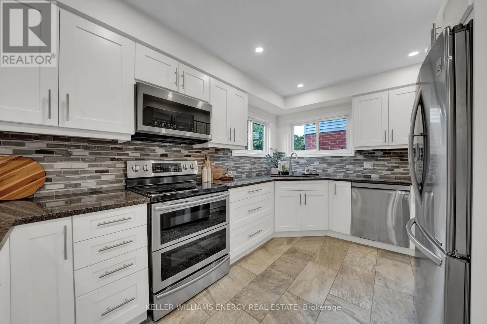 44 RUTHERFORD DRIVE