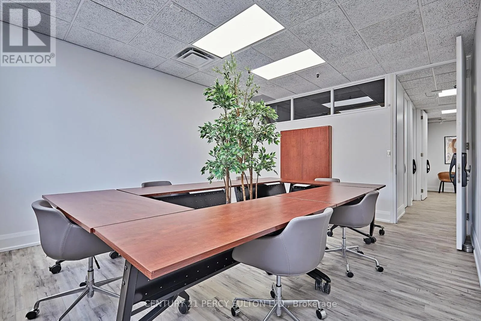 112 - OFFICE A - 50 RICHMOND STREET E