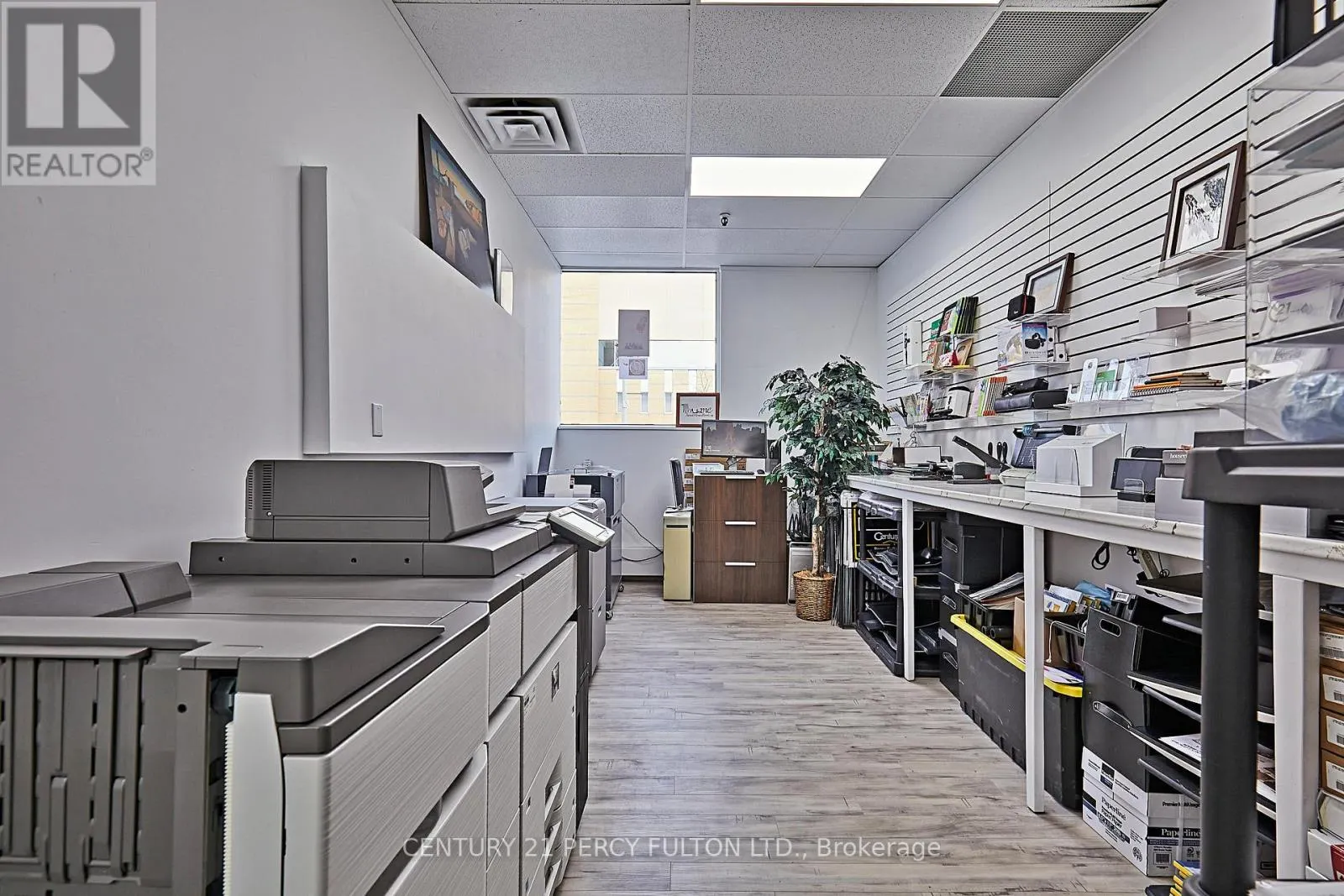112 - OFFICE A - 50 RICHMOND STREET E