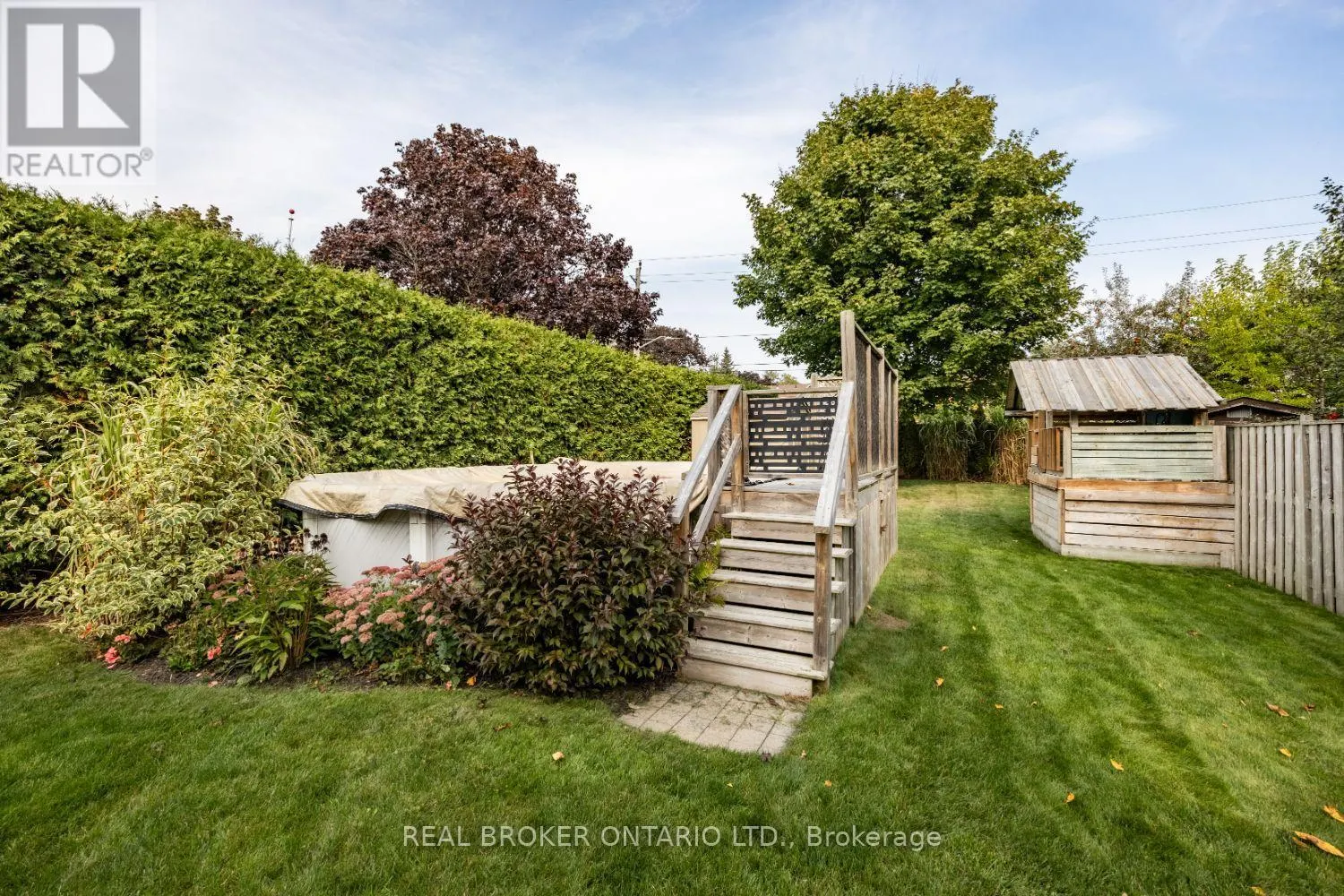5 WALBRIDGE COURT