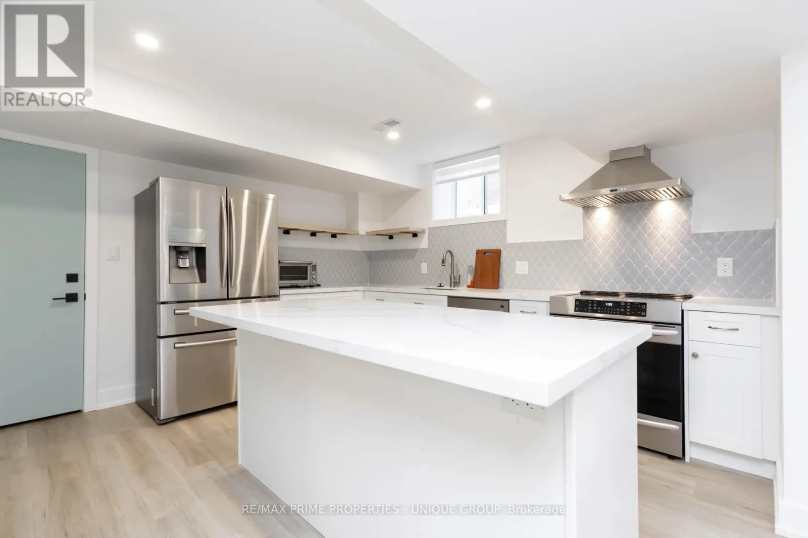 15 ANNDALE ROAD