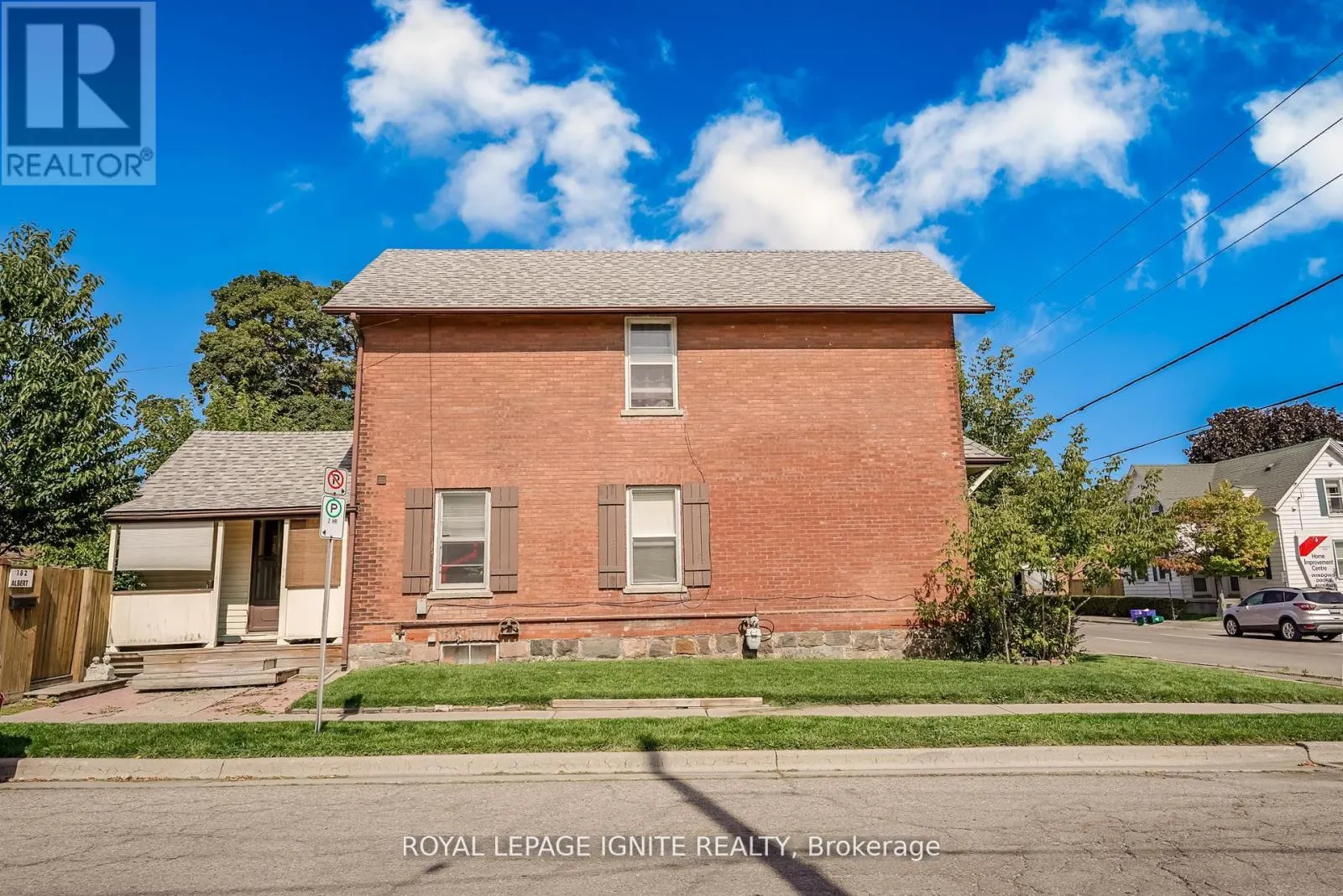 182 ALBERT STREET