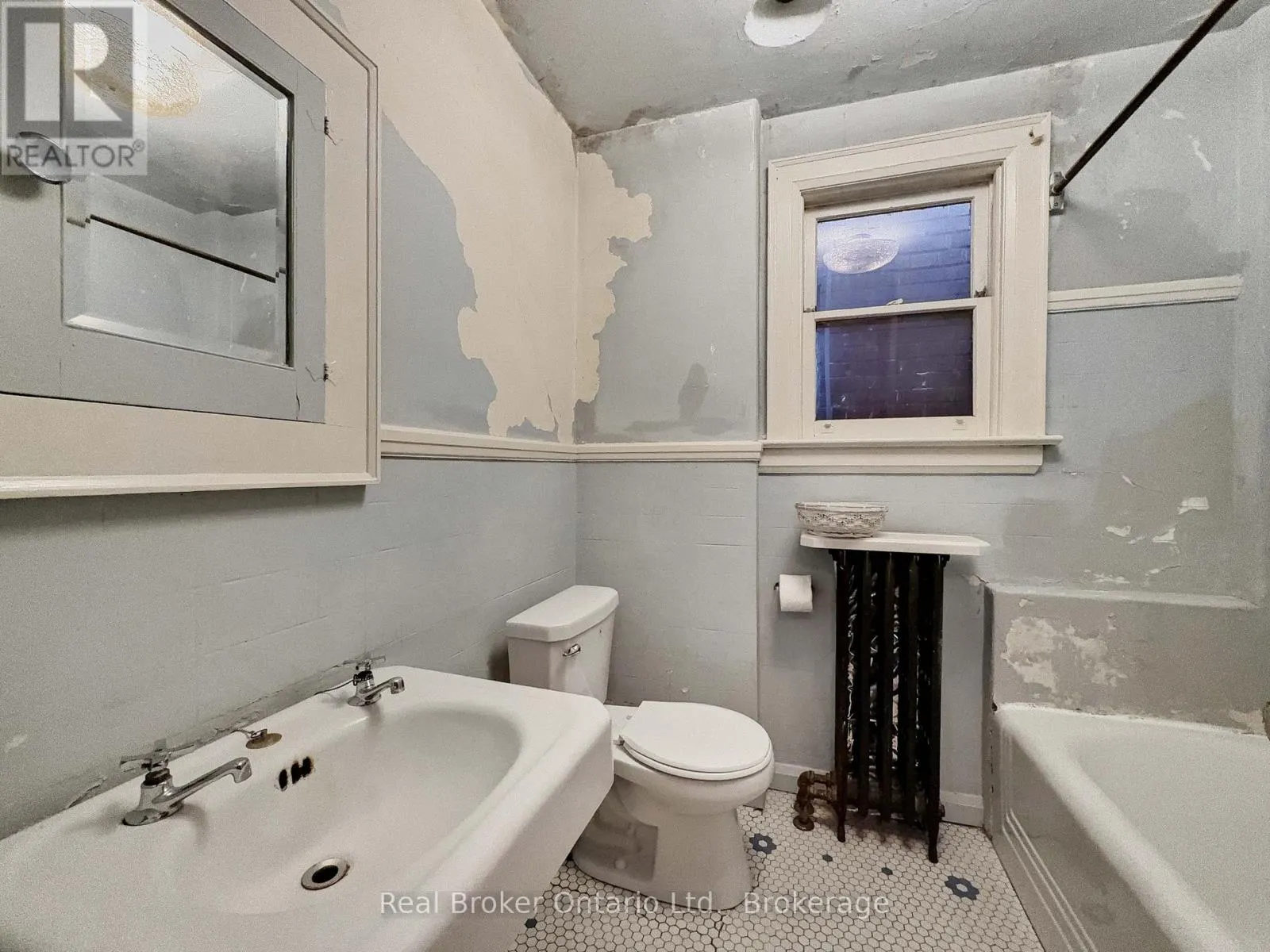 55 CHILTON ROAD