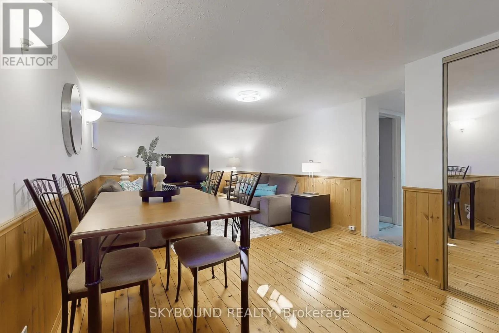 100 LANKIN BOULEVARD