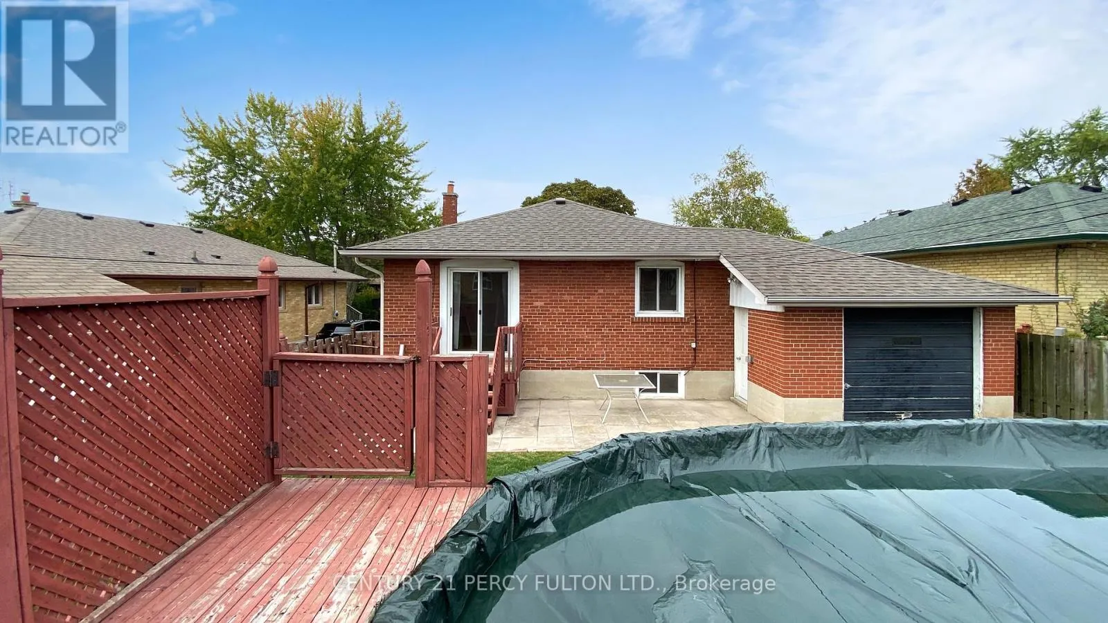 27 GRASSINGTON CRESCENT