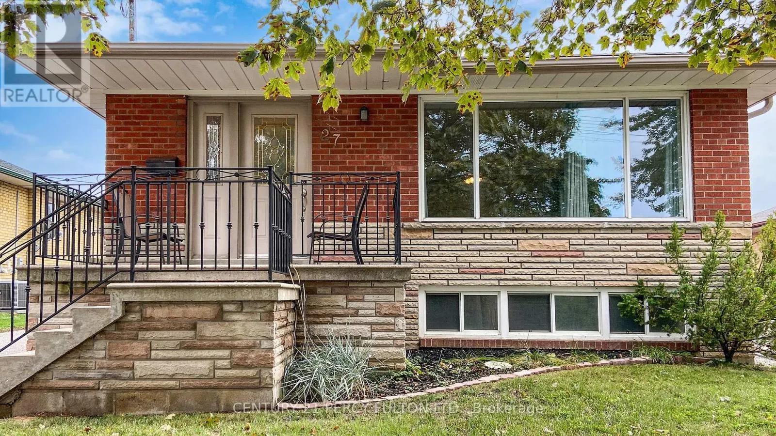 27 GRASSINGTON CRESCENT