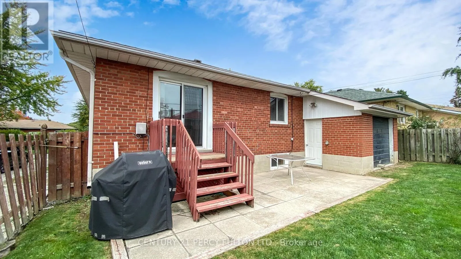 27 GRASSINGTON CRESCENT