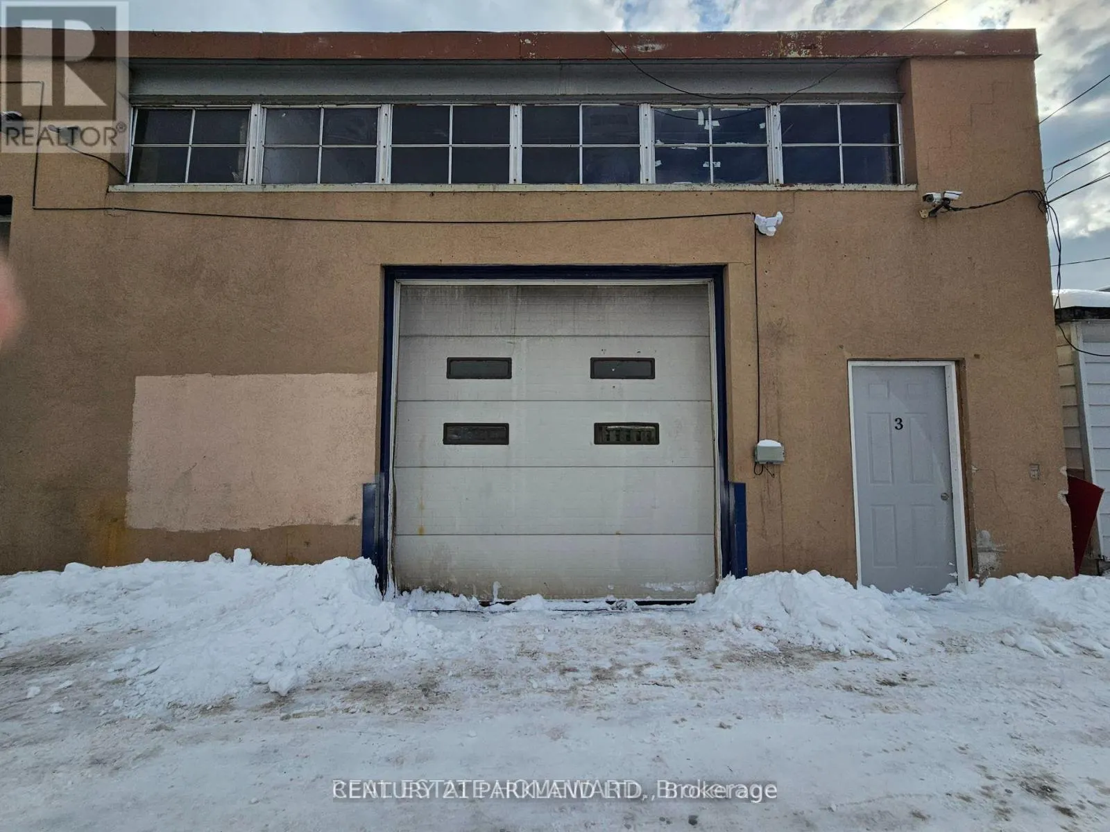 3 (REAR UNIT) - 3252 DANFORTH AVENUE