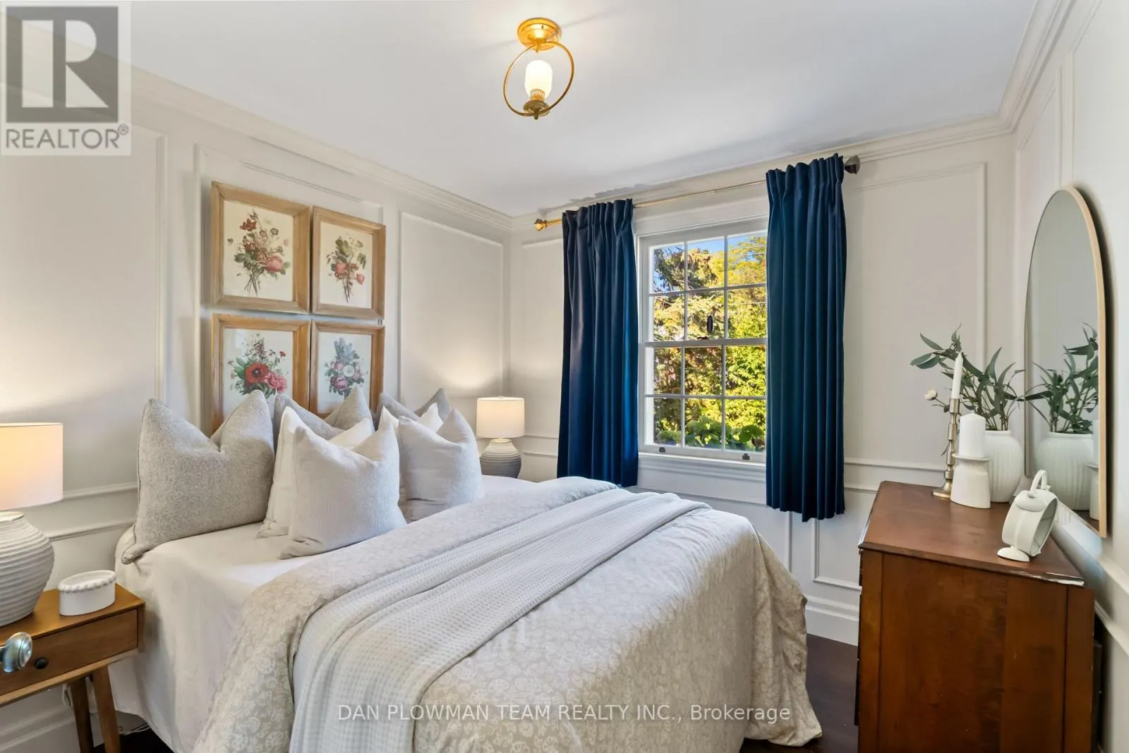 15 CONCESSION STREET E