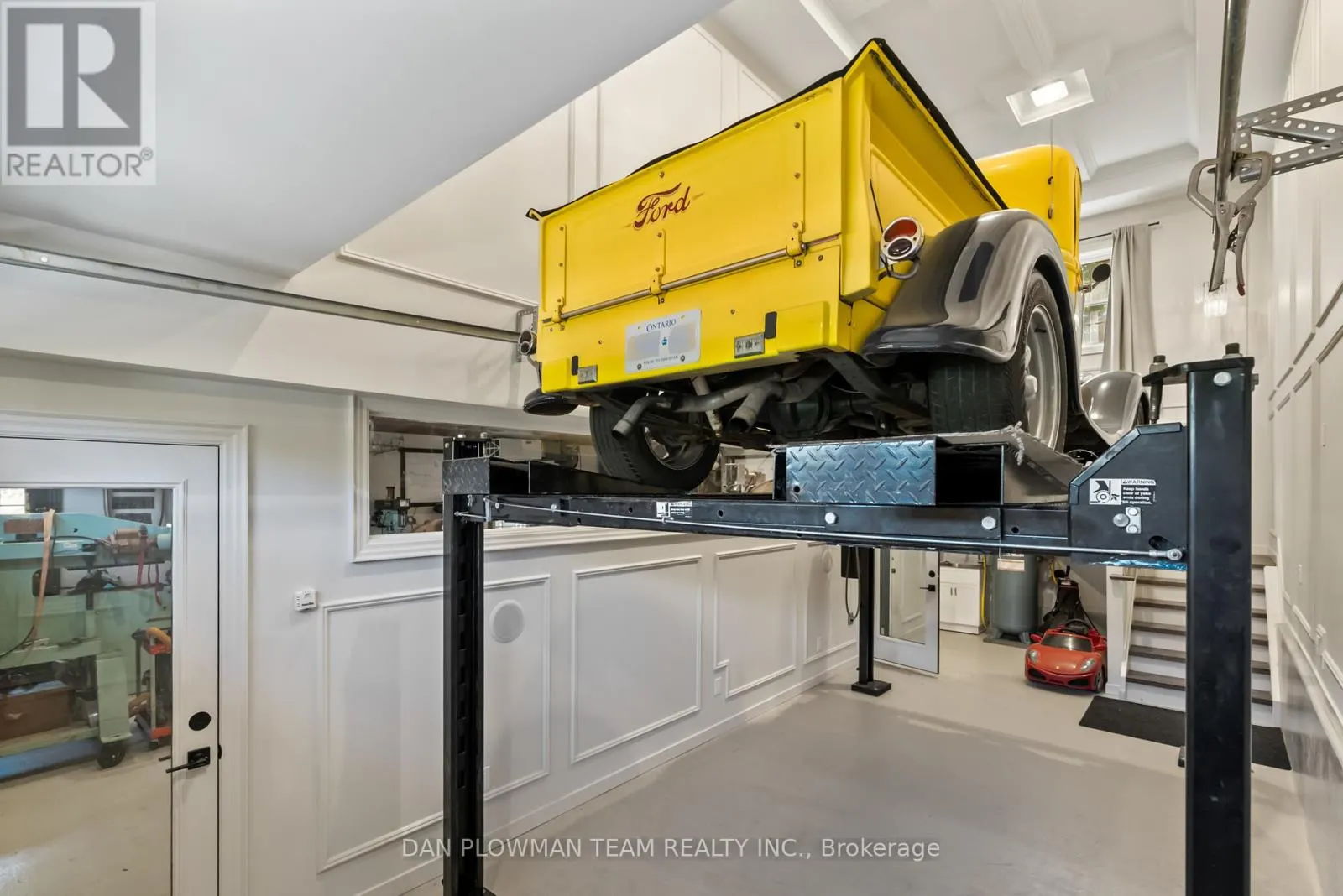 15 CONCESSION STREET E
