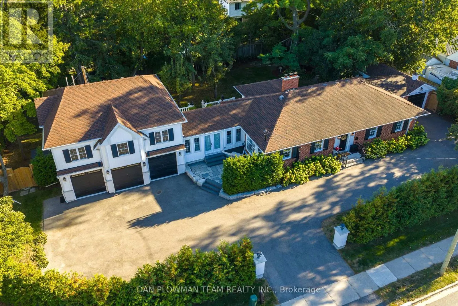 15 CONCESSION STREET E