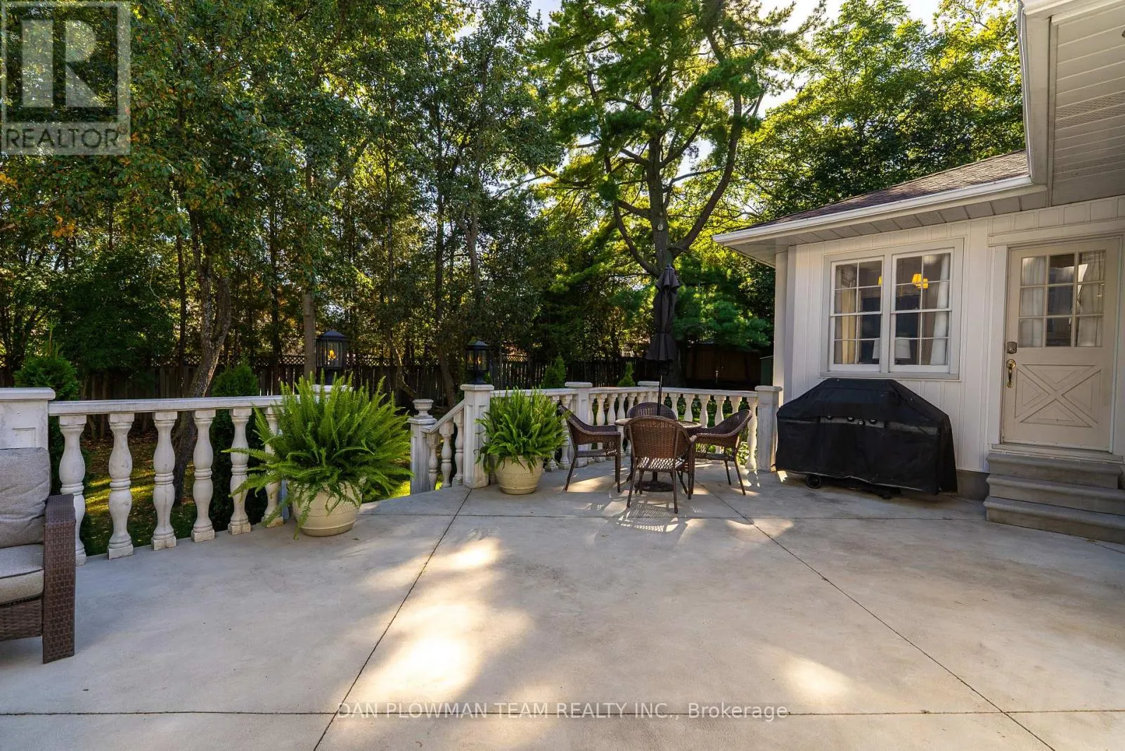 15 CONCESSION STREET E