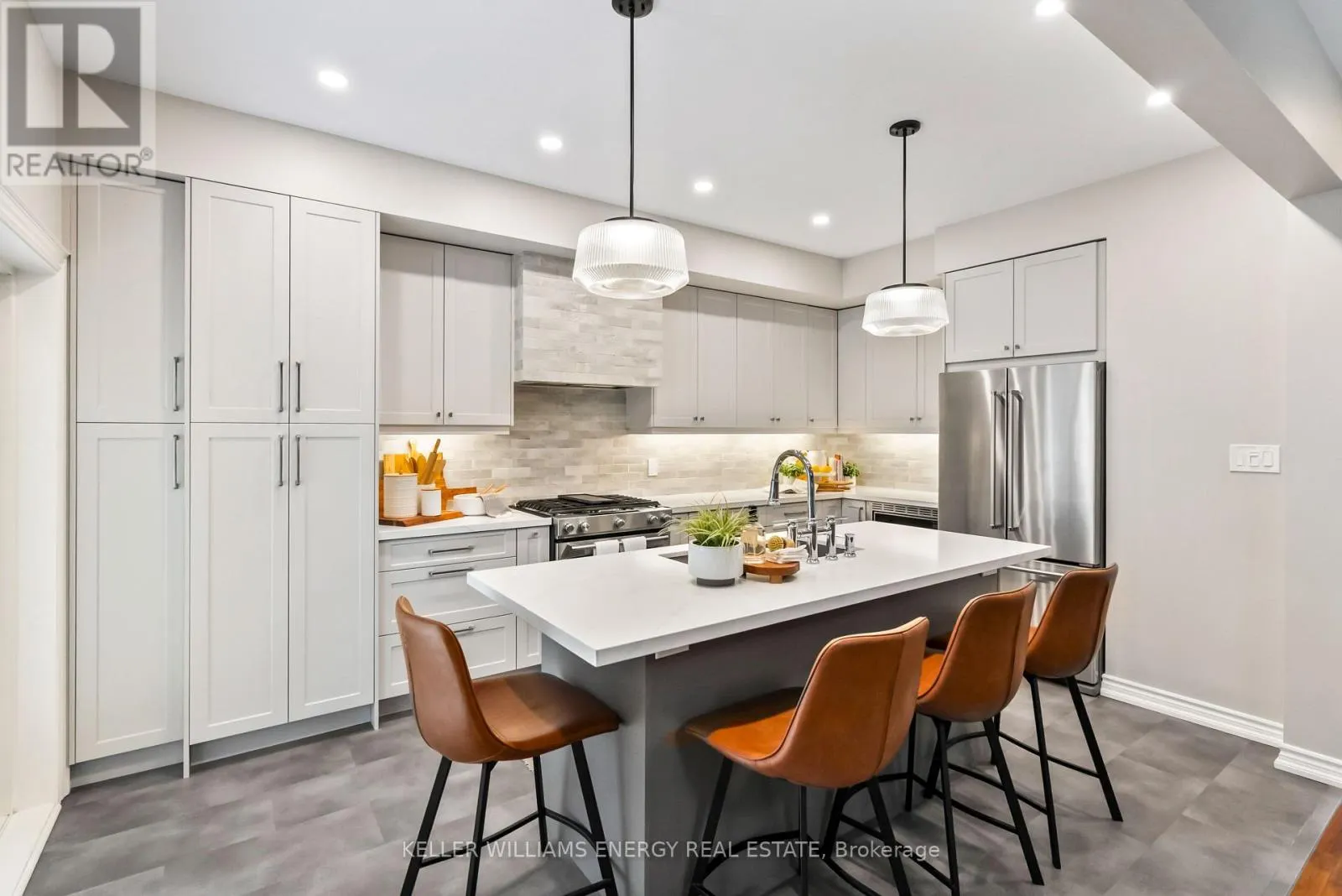 29 MELODY DRIVE