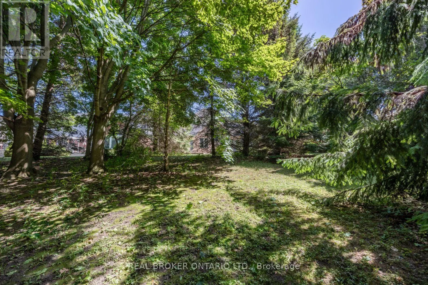 24 WORTHINGTON DRIVE