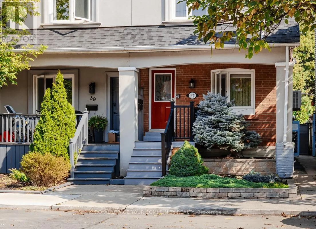 37 CONNAUGHT AVENUE