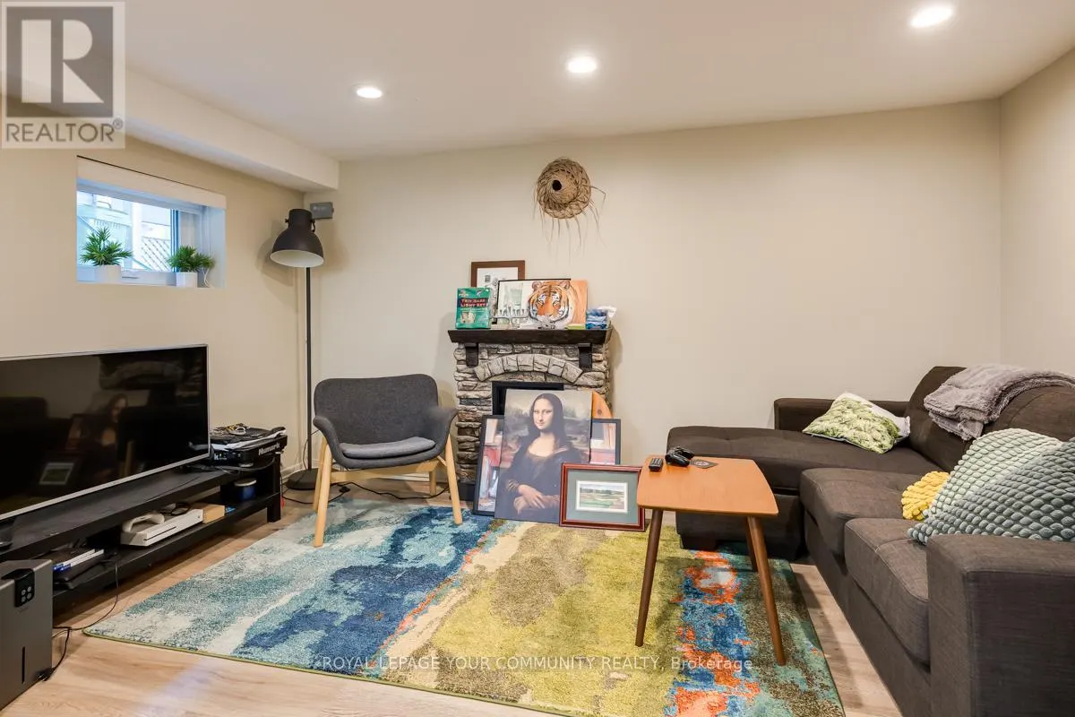 37 CONNAUGHT AVENUE