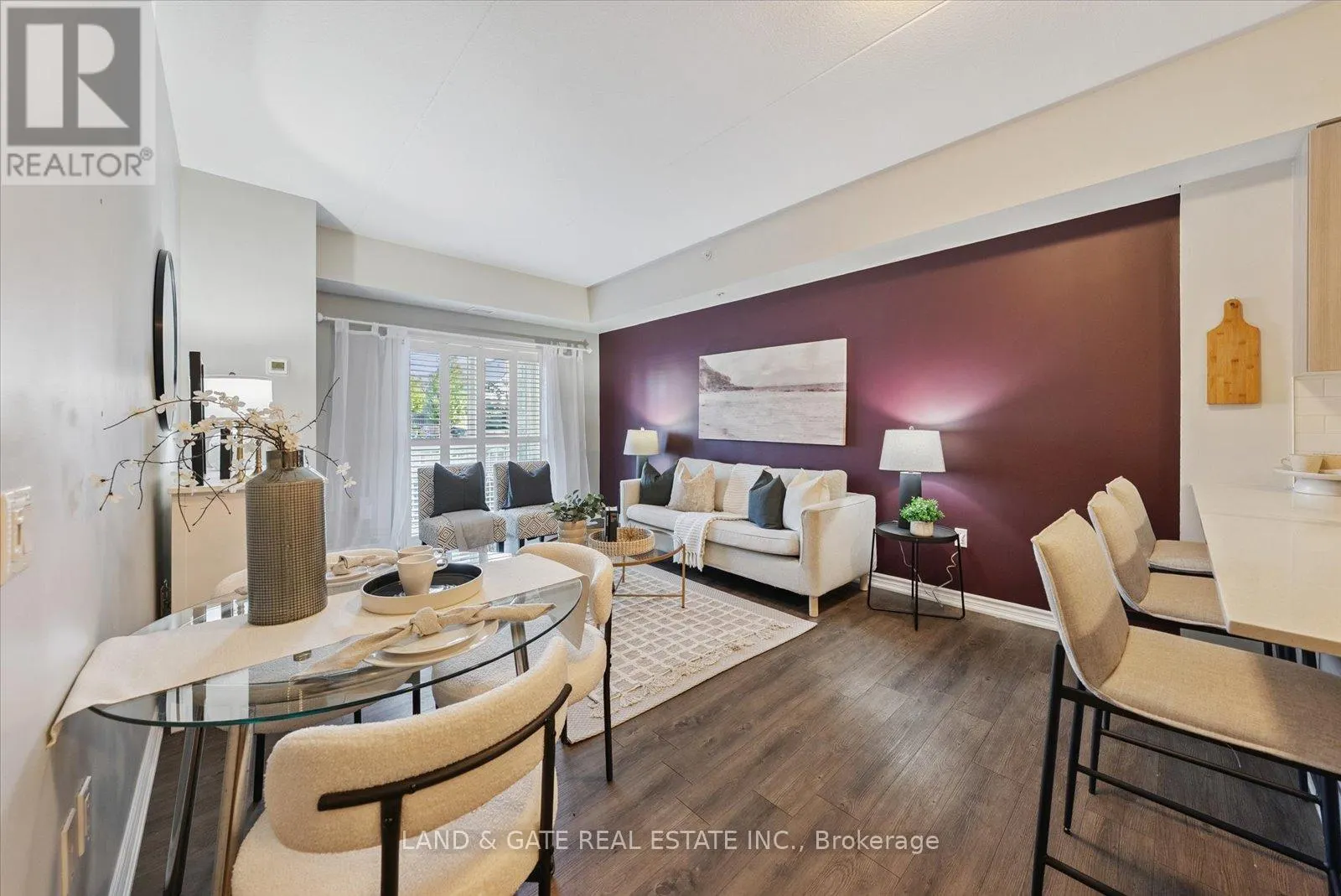 102 - 290 LIBERTY STREET N, #102