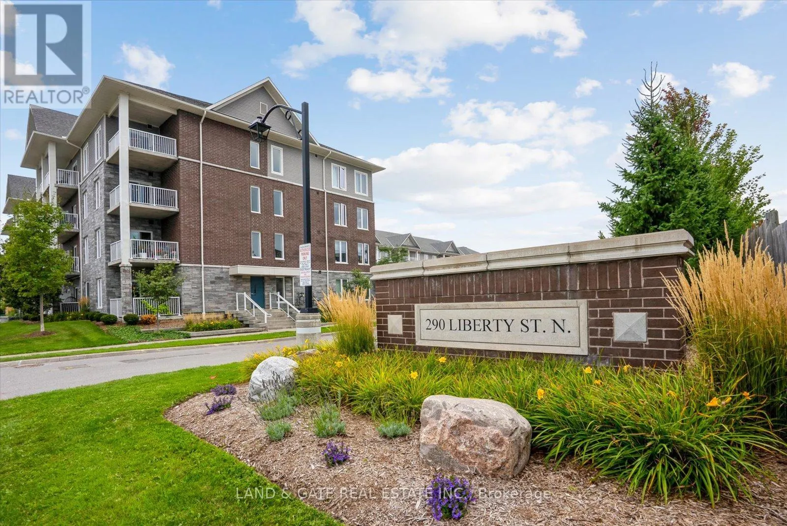 102 - 290 LIBERTY STREET N, #102
